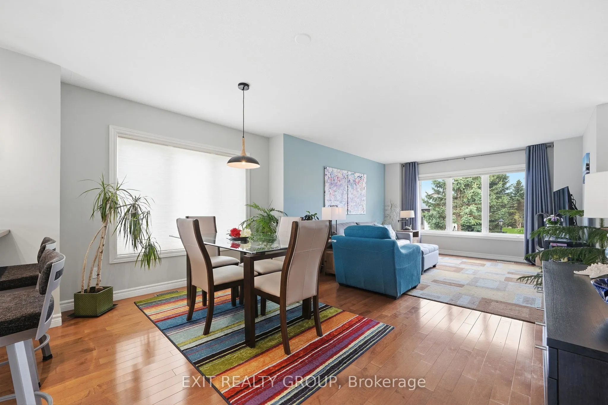 86 Sandbanks Court