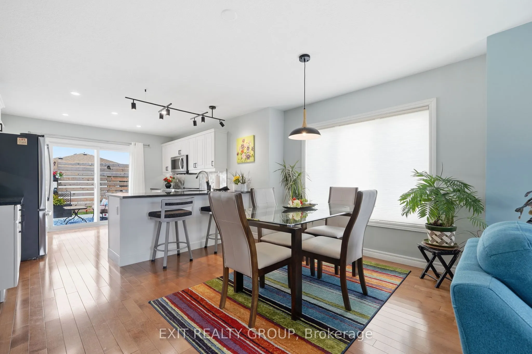 86 Sandbanks Court