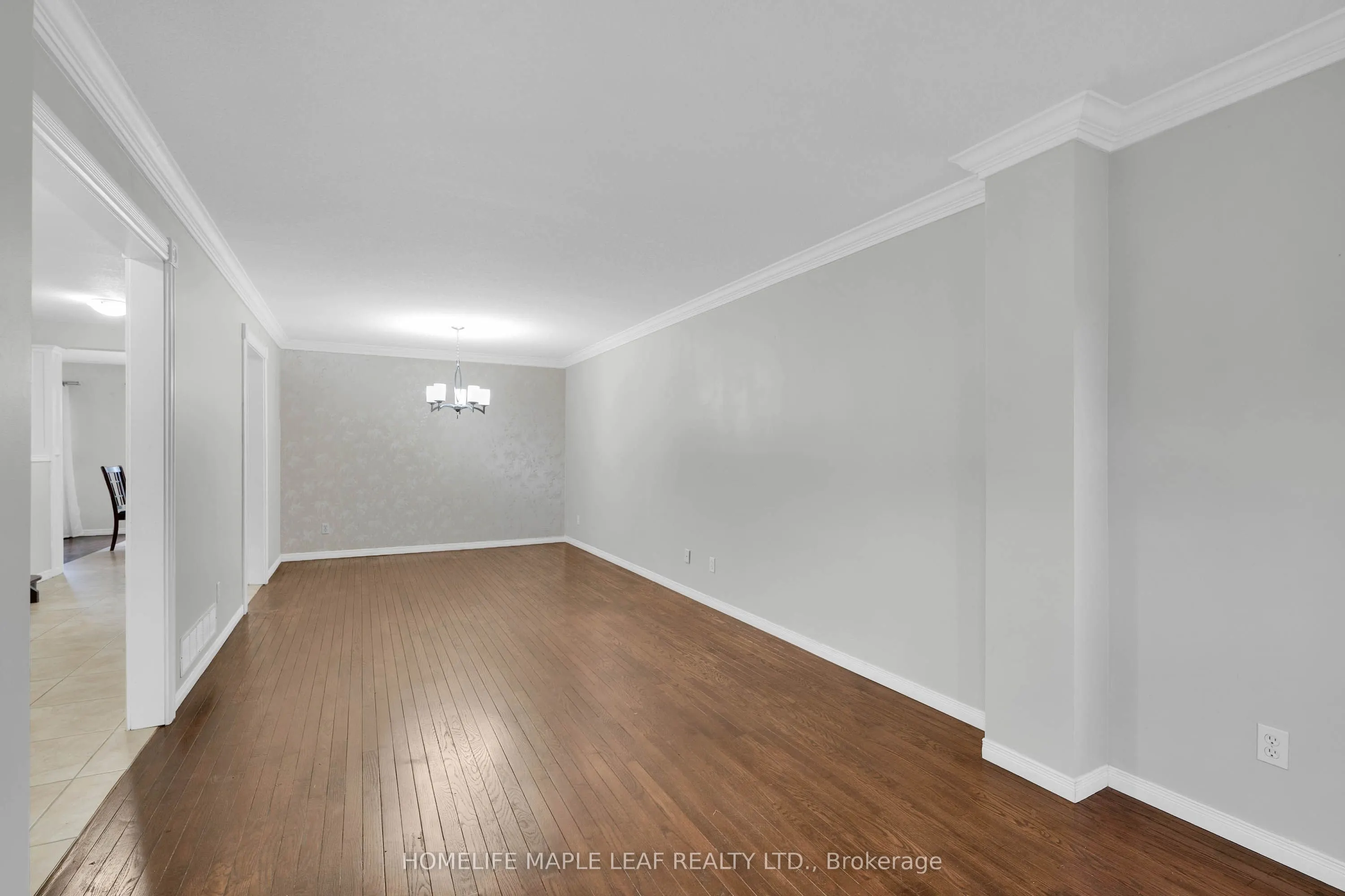 888 Paisley Road