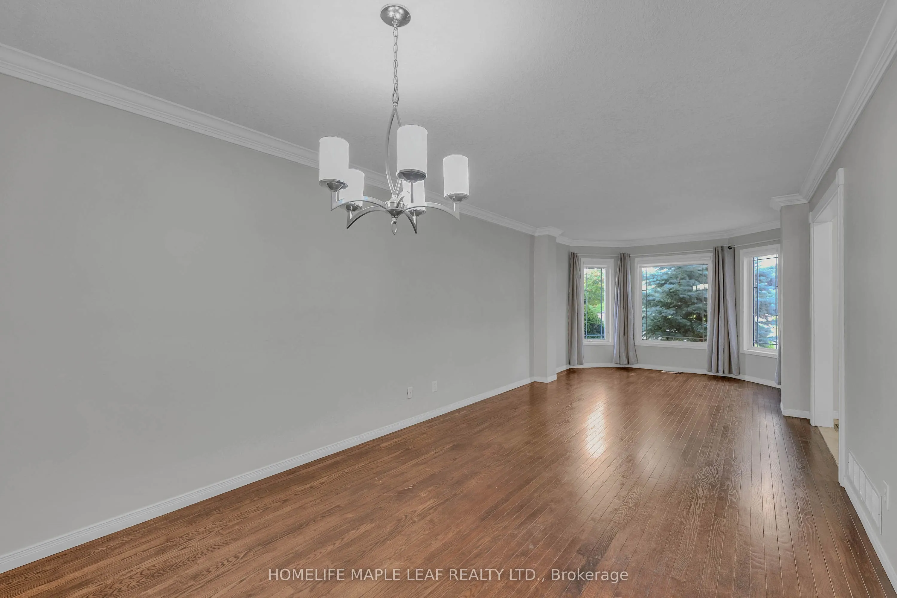 888 Paisley Road