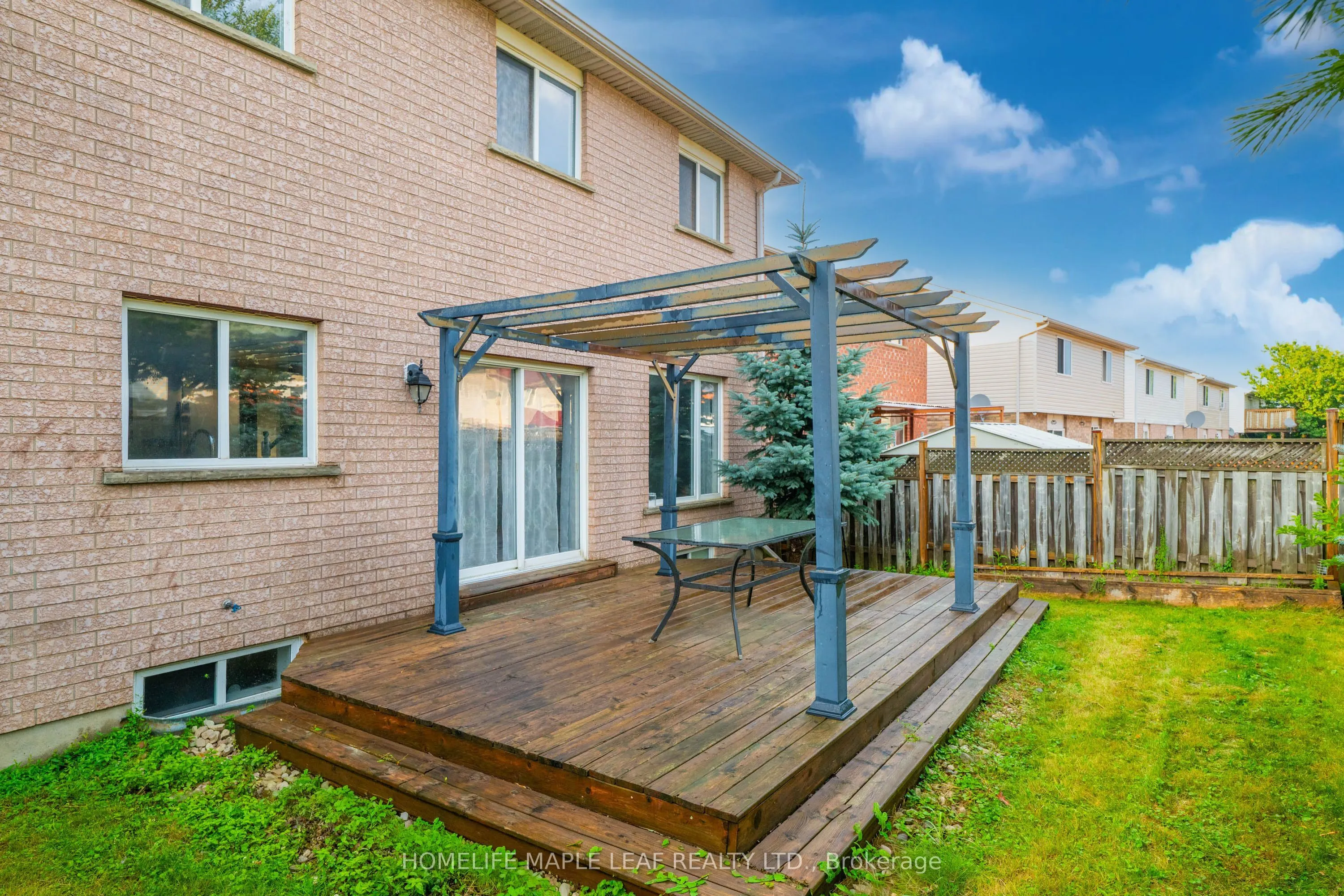 888 Paisley Road