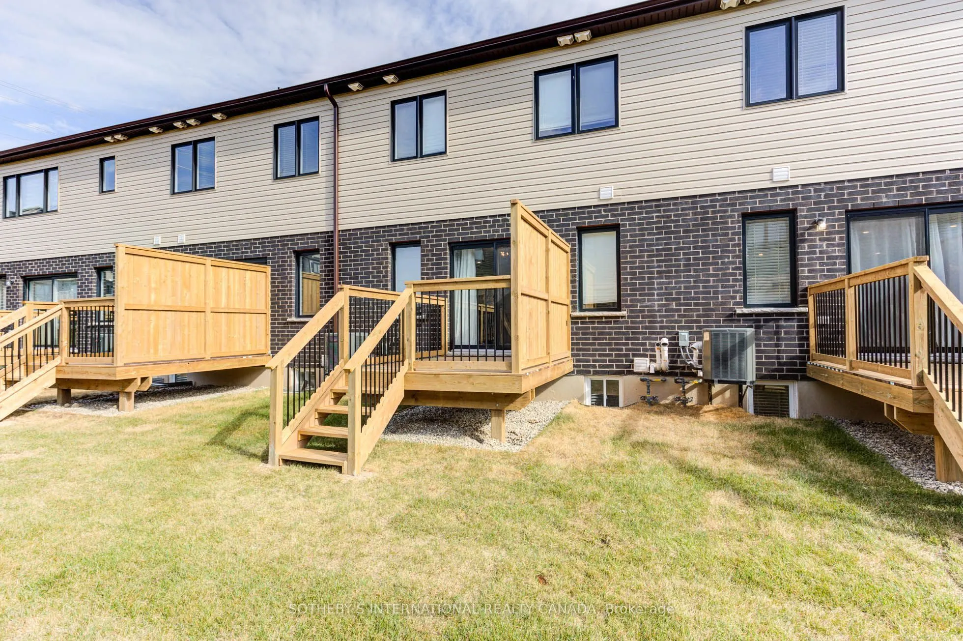 18 OAK FOREST Common #8B