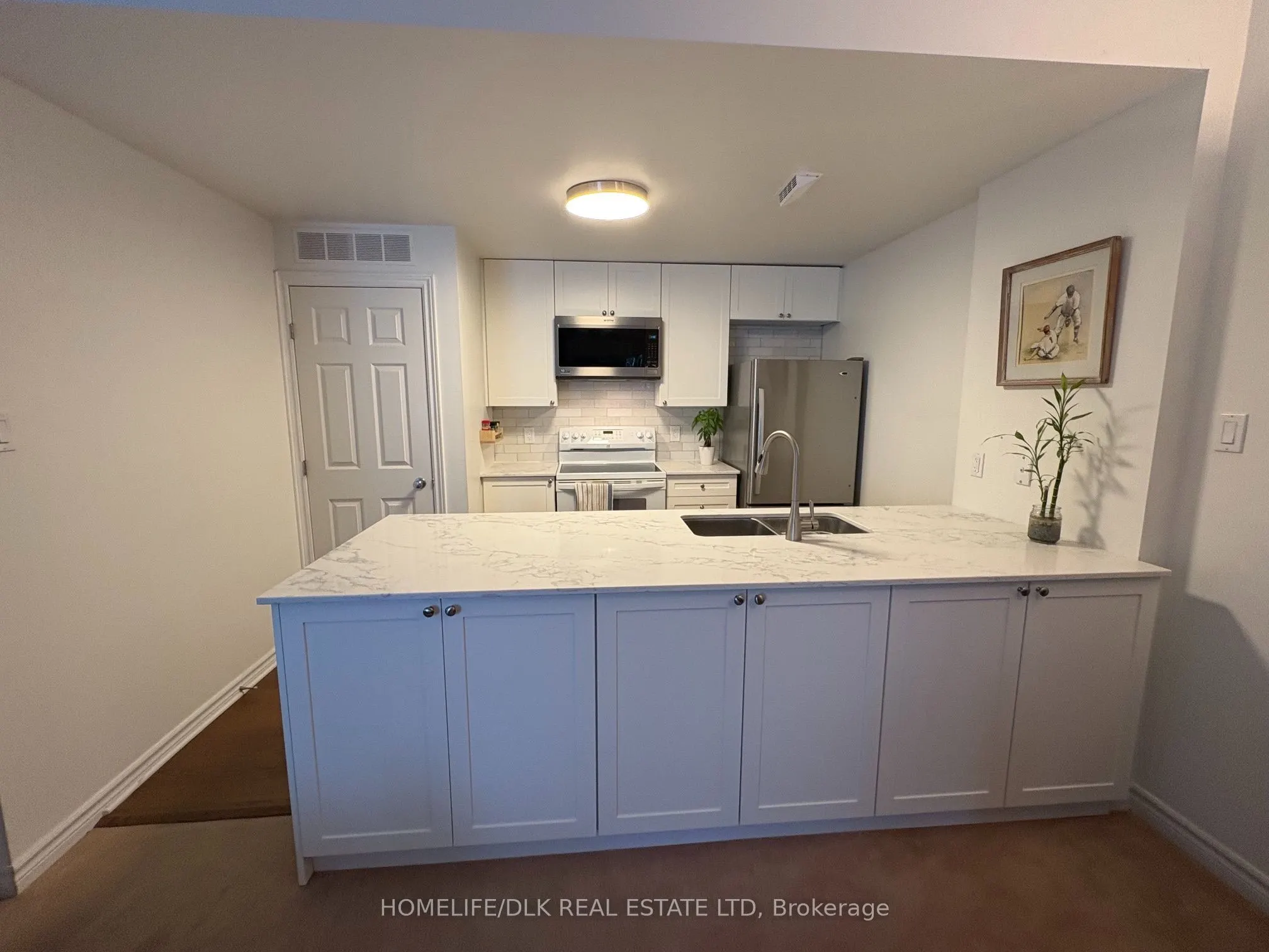 137 D Oldfield Street #7