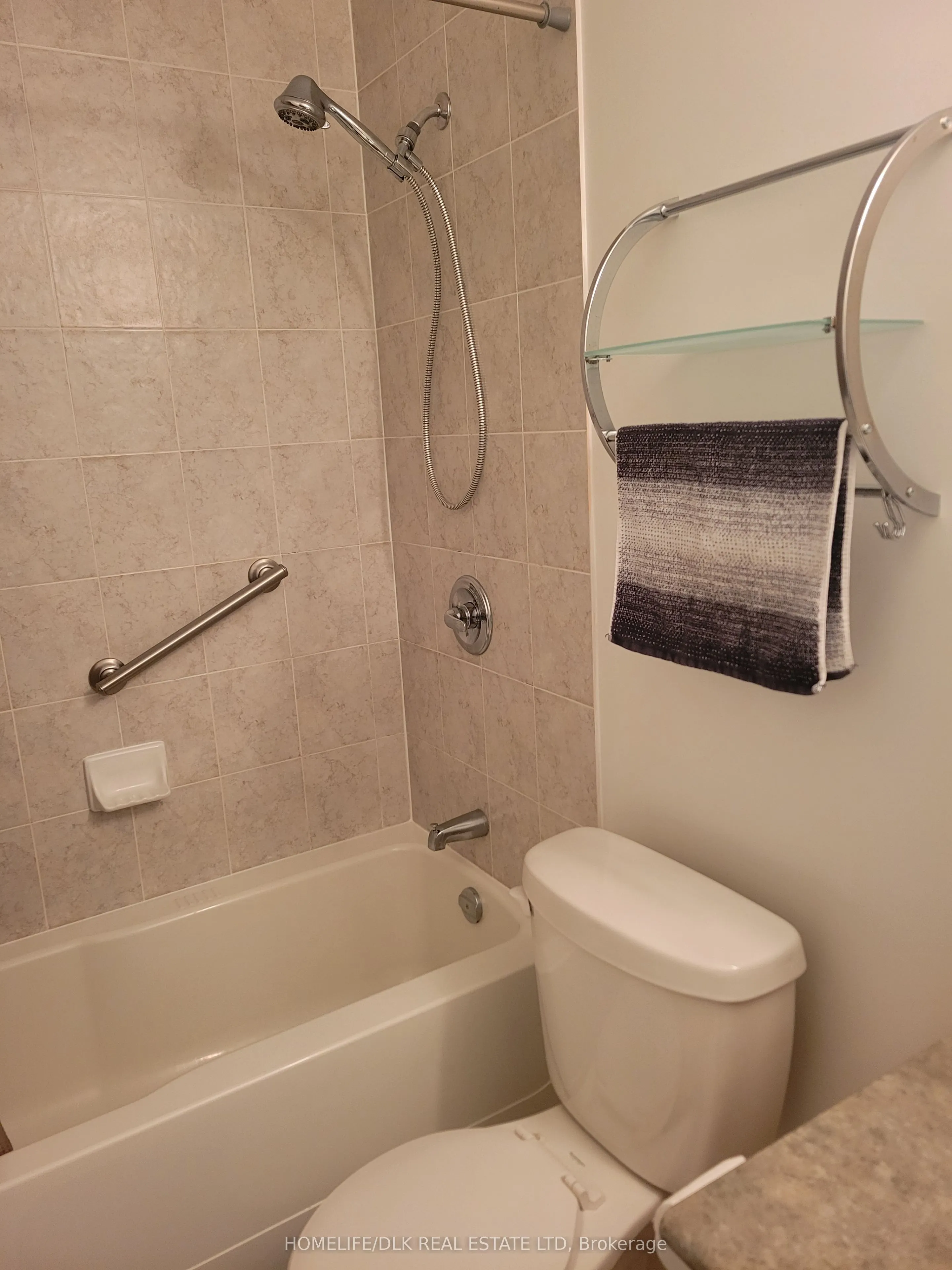 137 D Oldfield Street #7