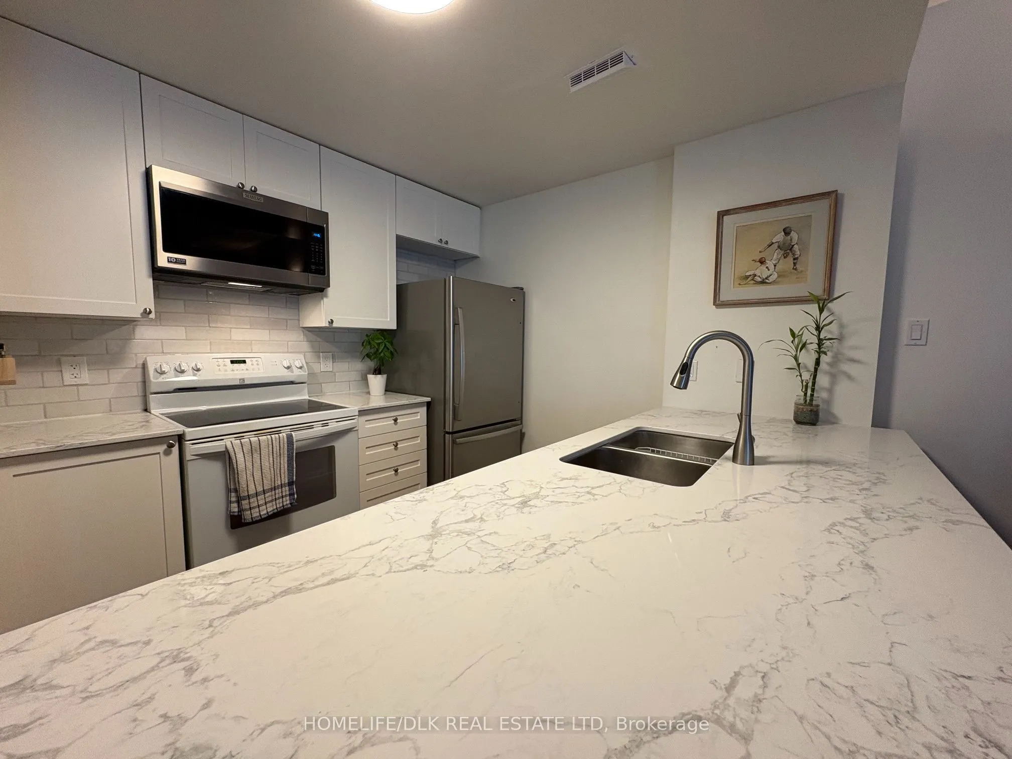 137 D Oldfield Street #7