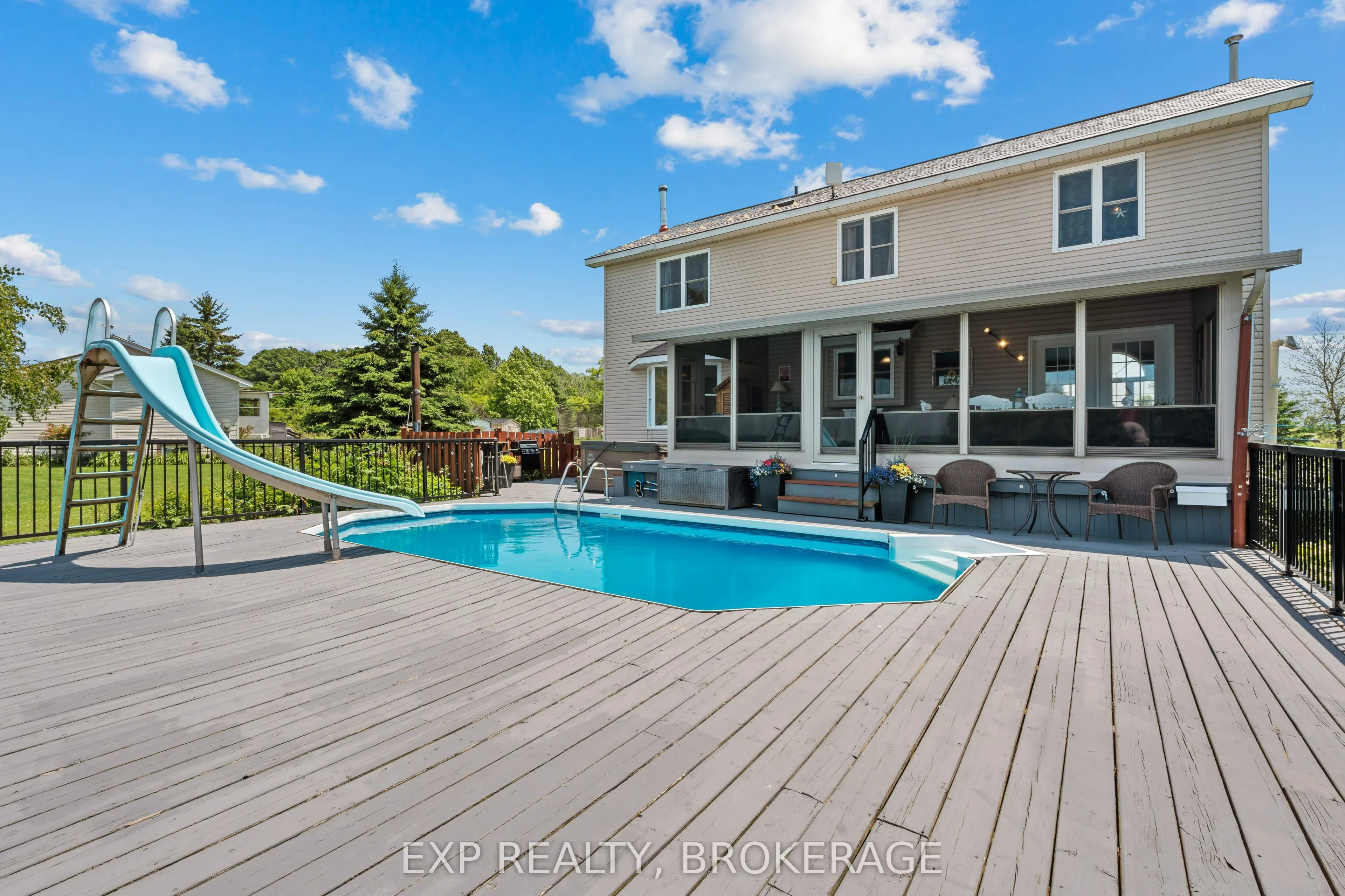 26 BOXEN HARBOUR Lane