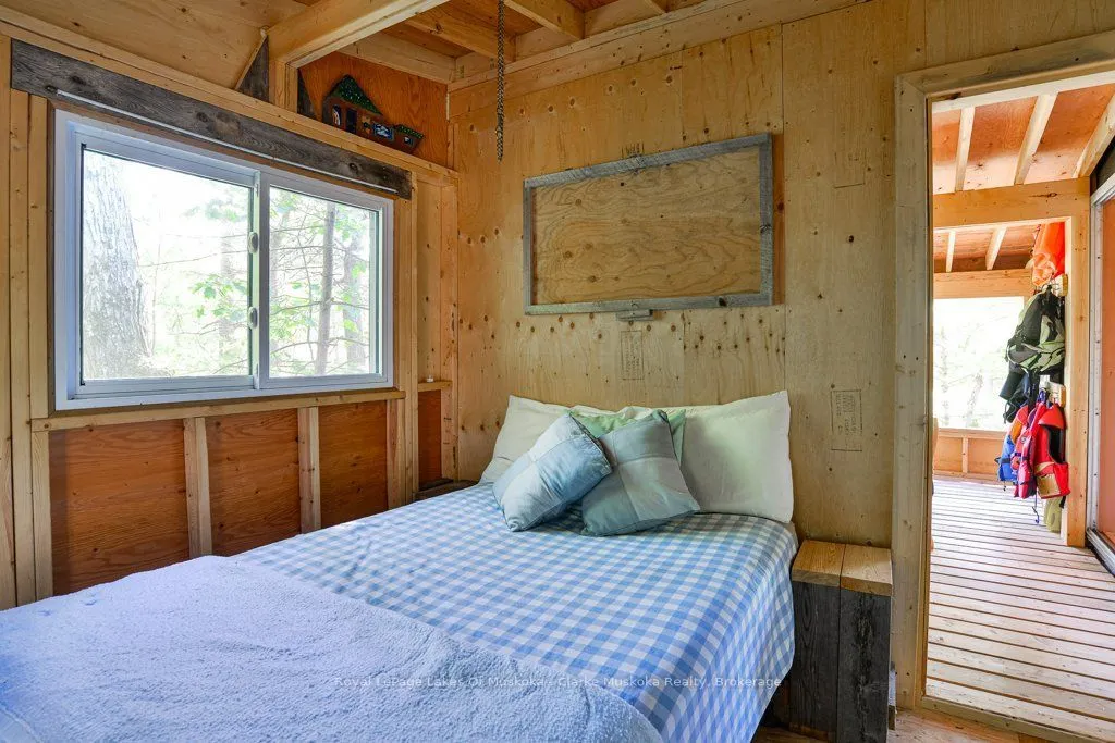25744 Georgian Bay Shr