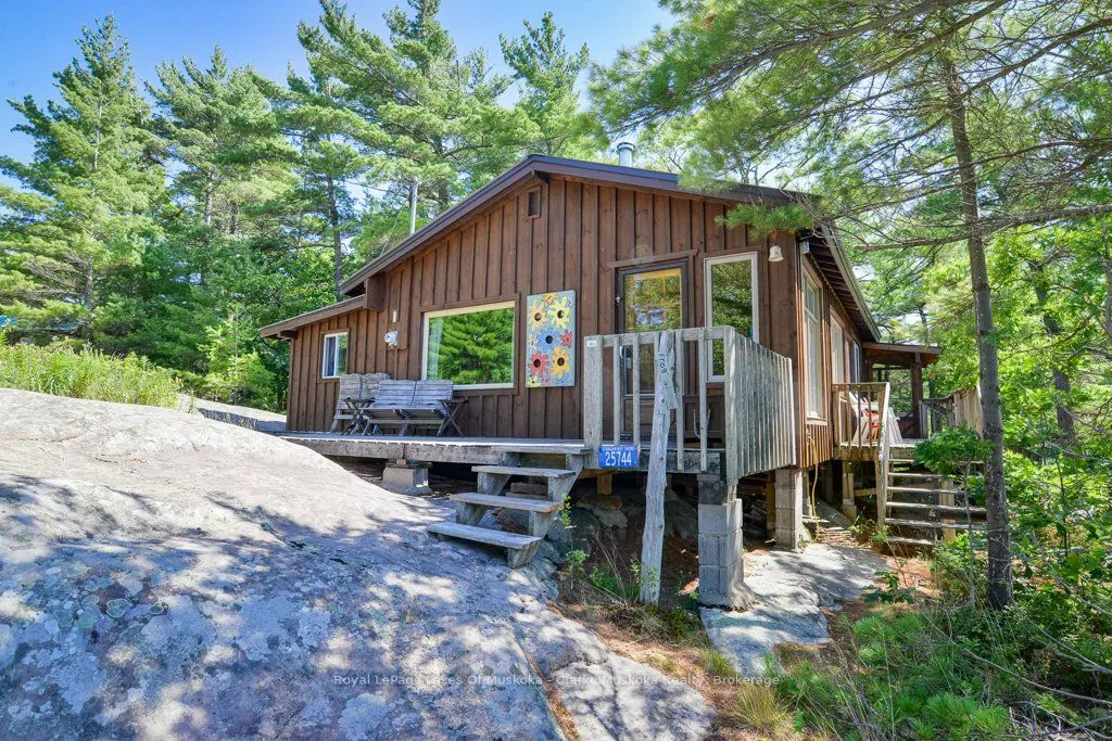 25744 Georgian Bay Shr