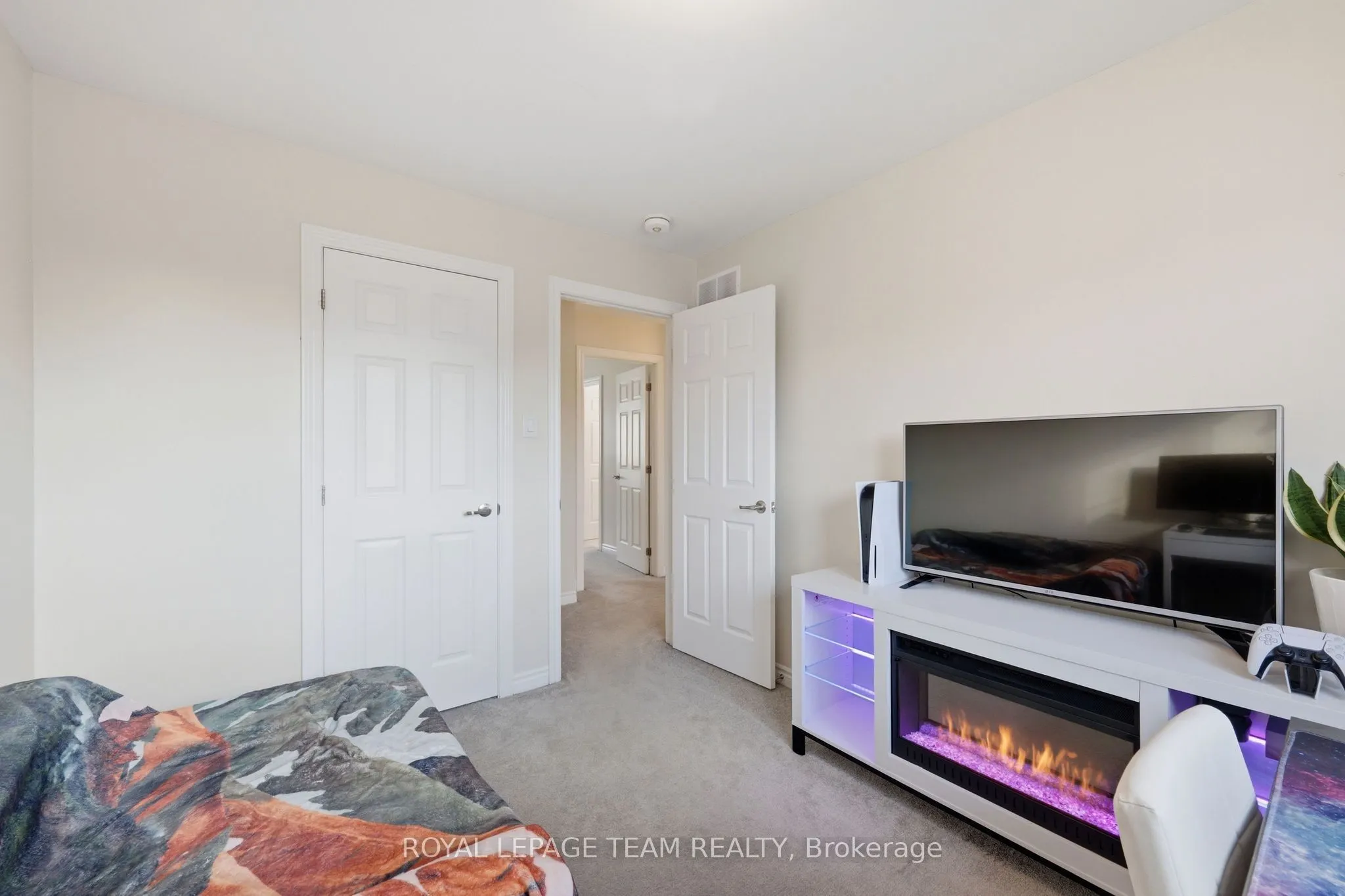 153 Unity Place