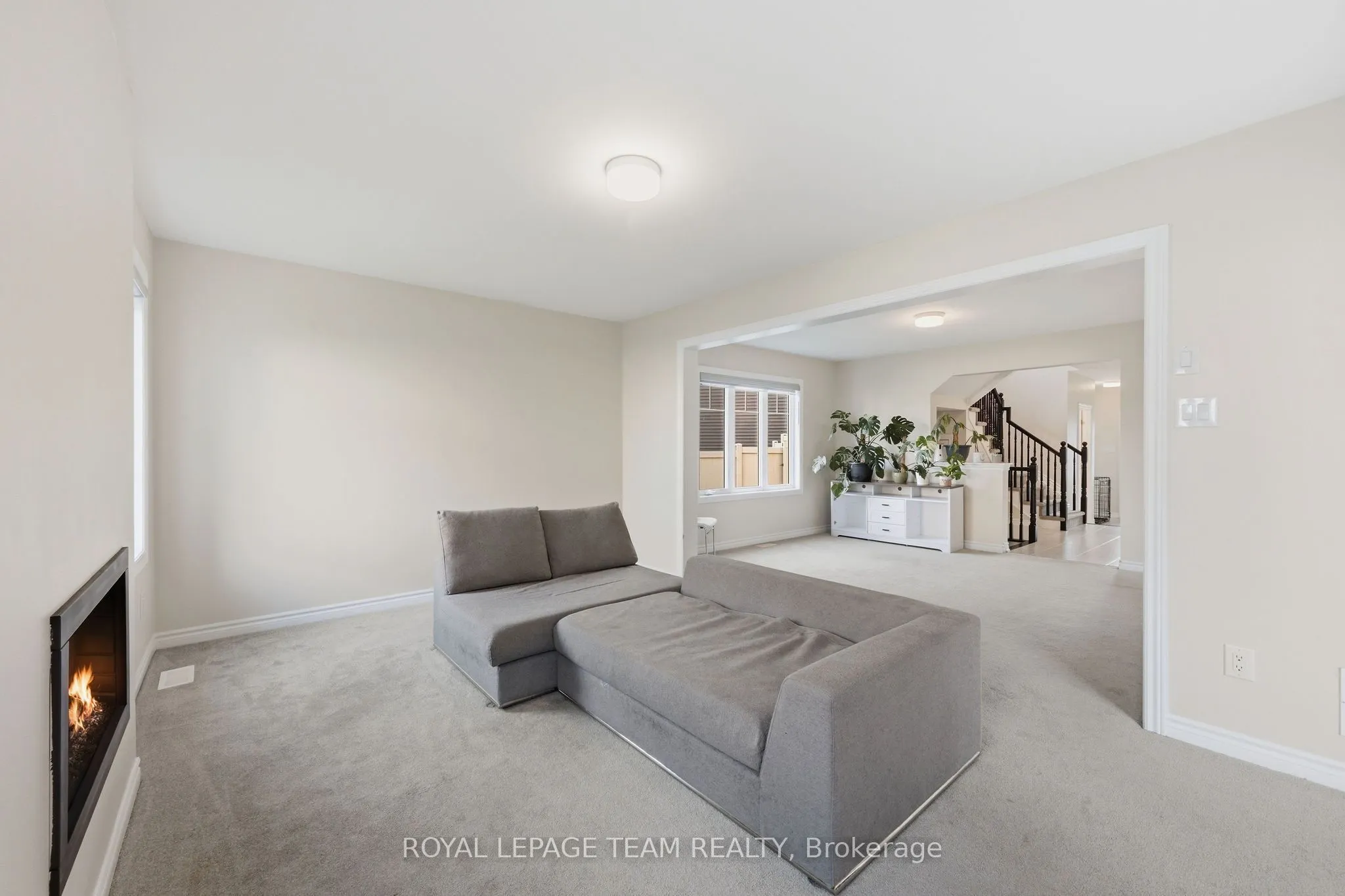 153 Unity Place