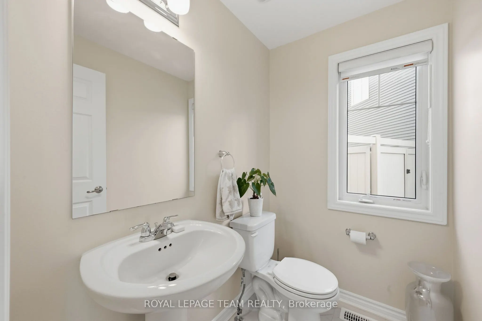 153 Unity Place