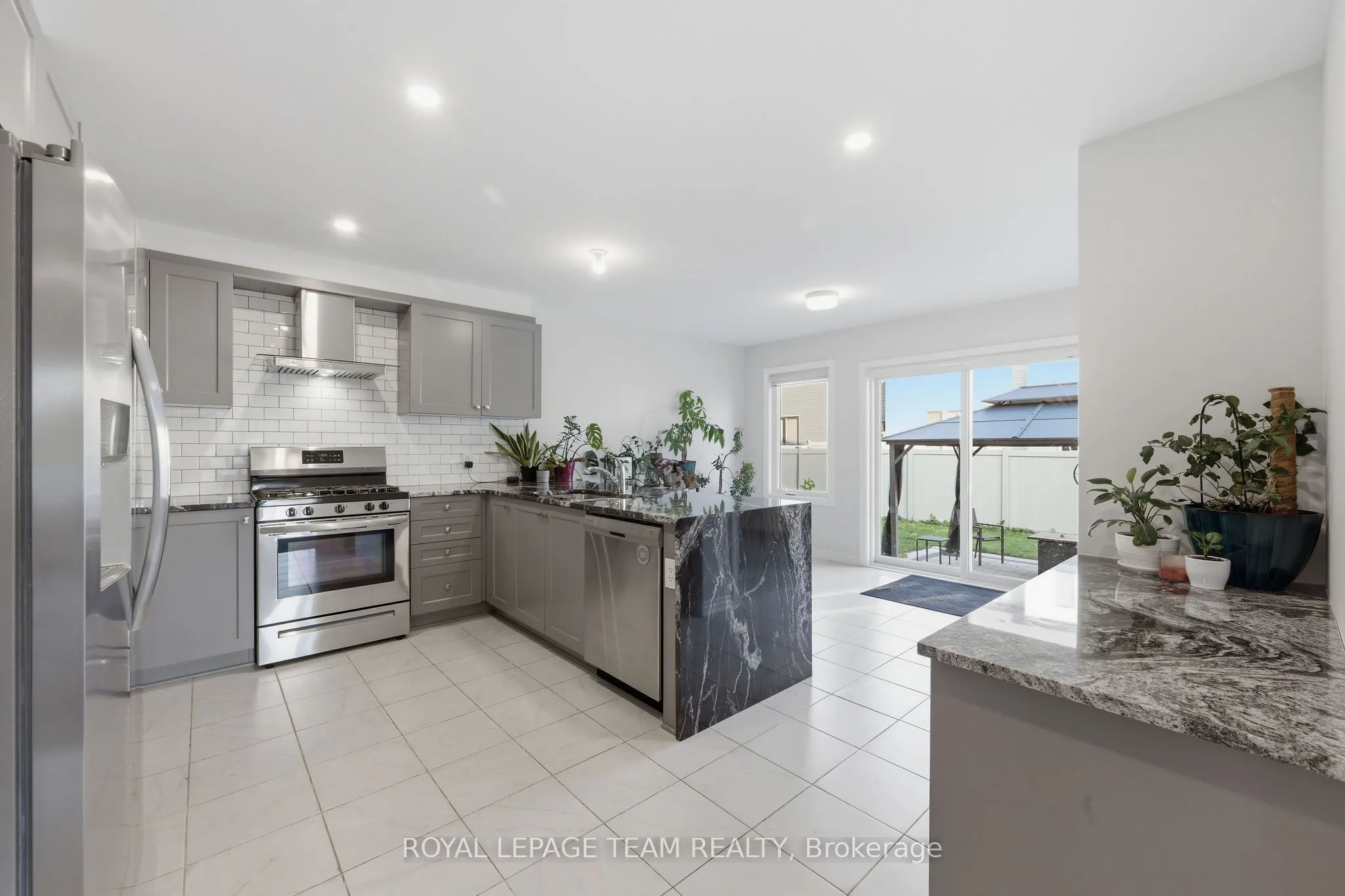 153 Unity Place