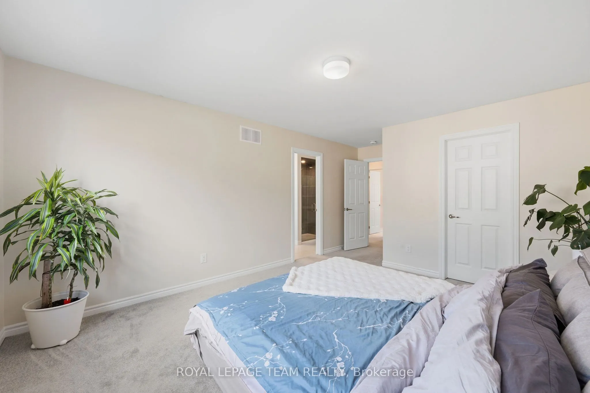 153 Unity Place
