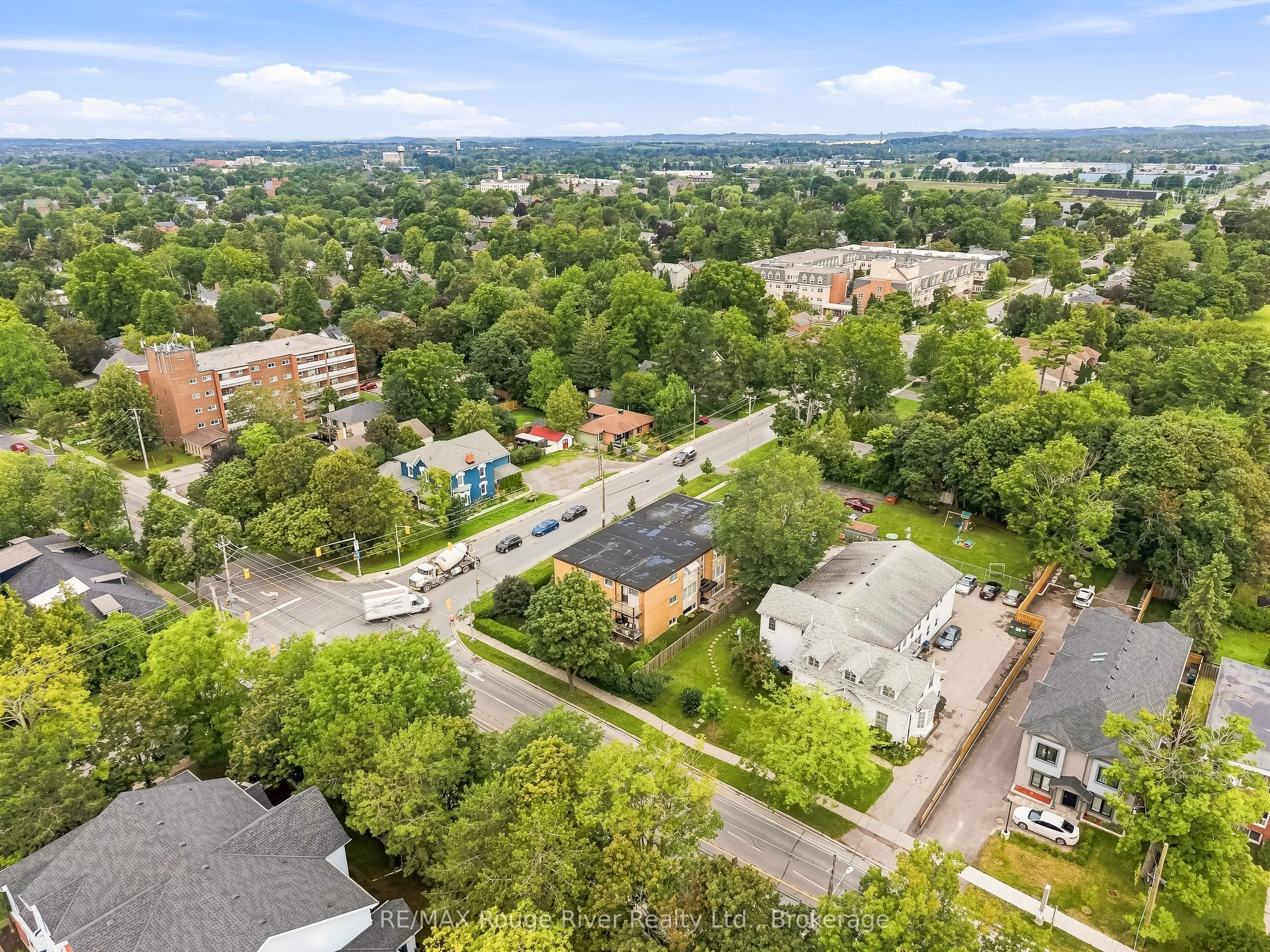 242 D'arcy Street #3