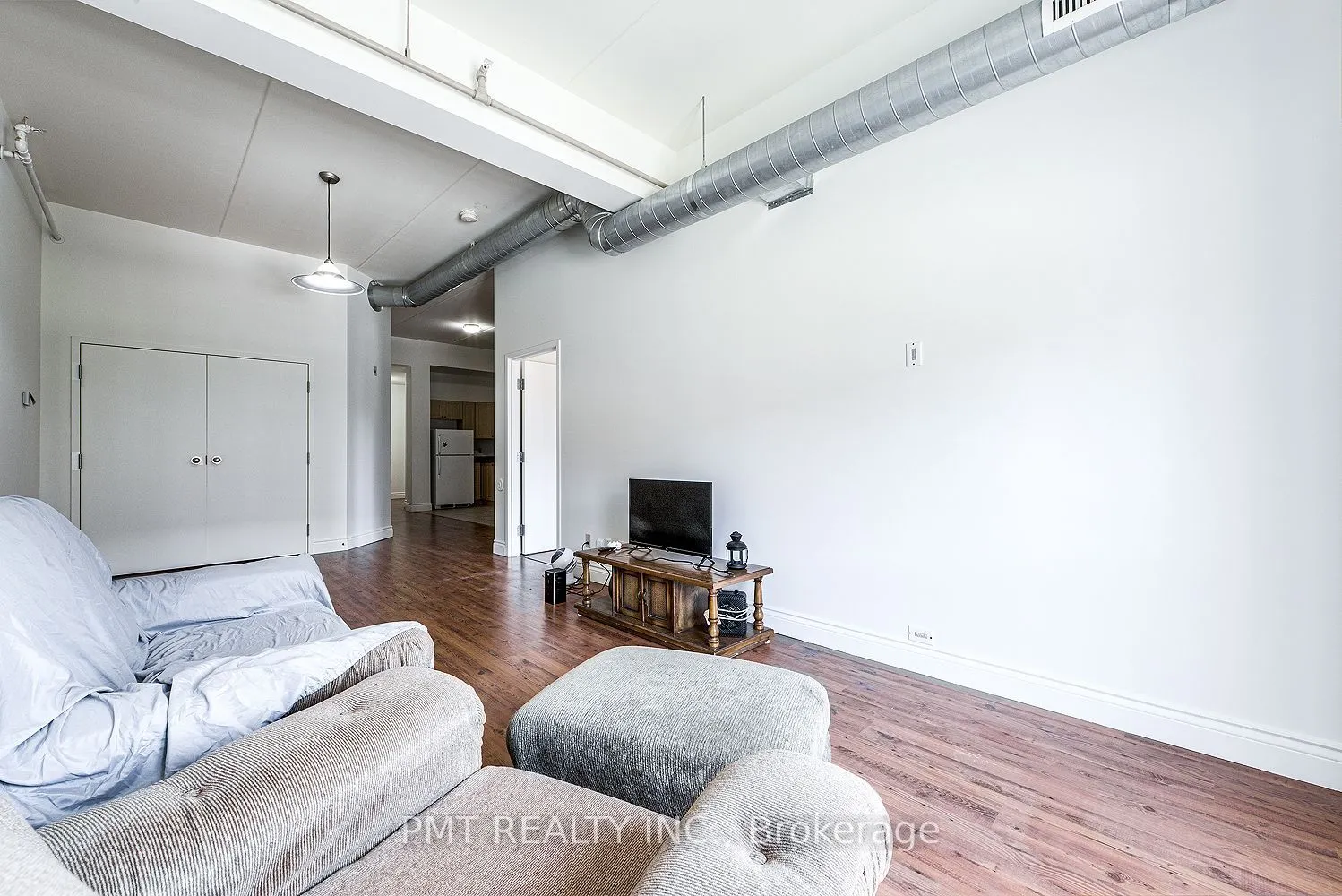 150 Colborne Street E #208