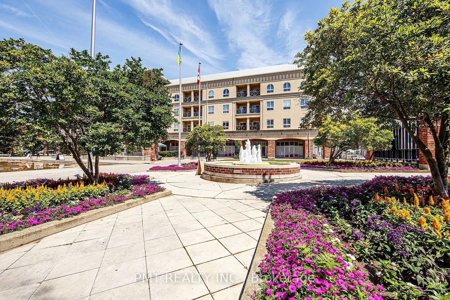150 Colborne Street E #208