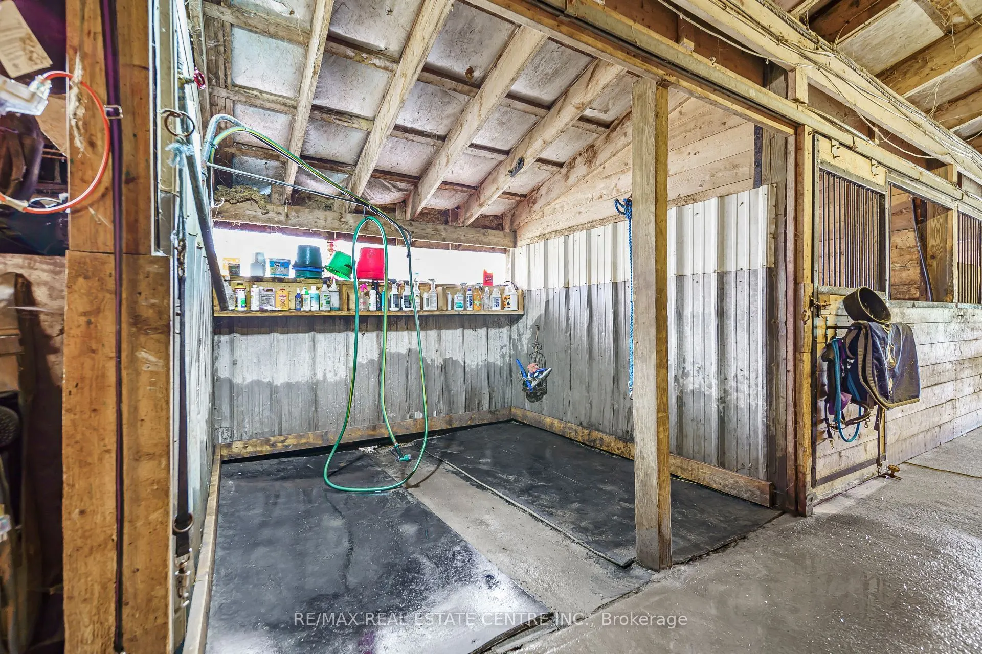 1374 5th Concession Road W