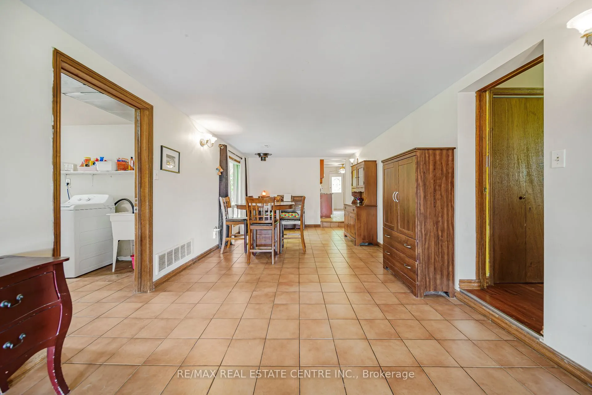 1374 5th Concession Road W