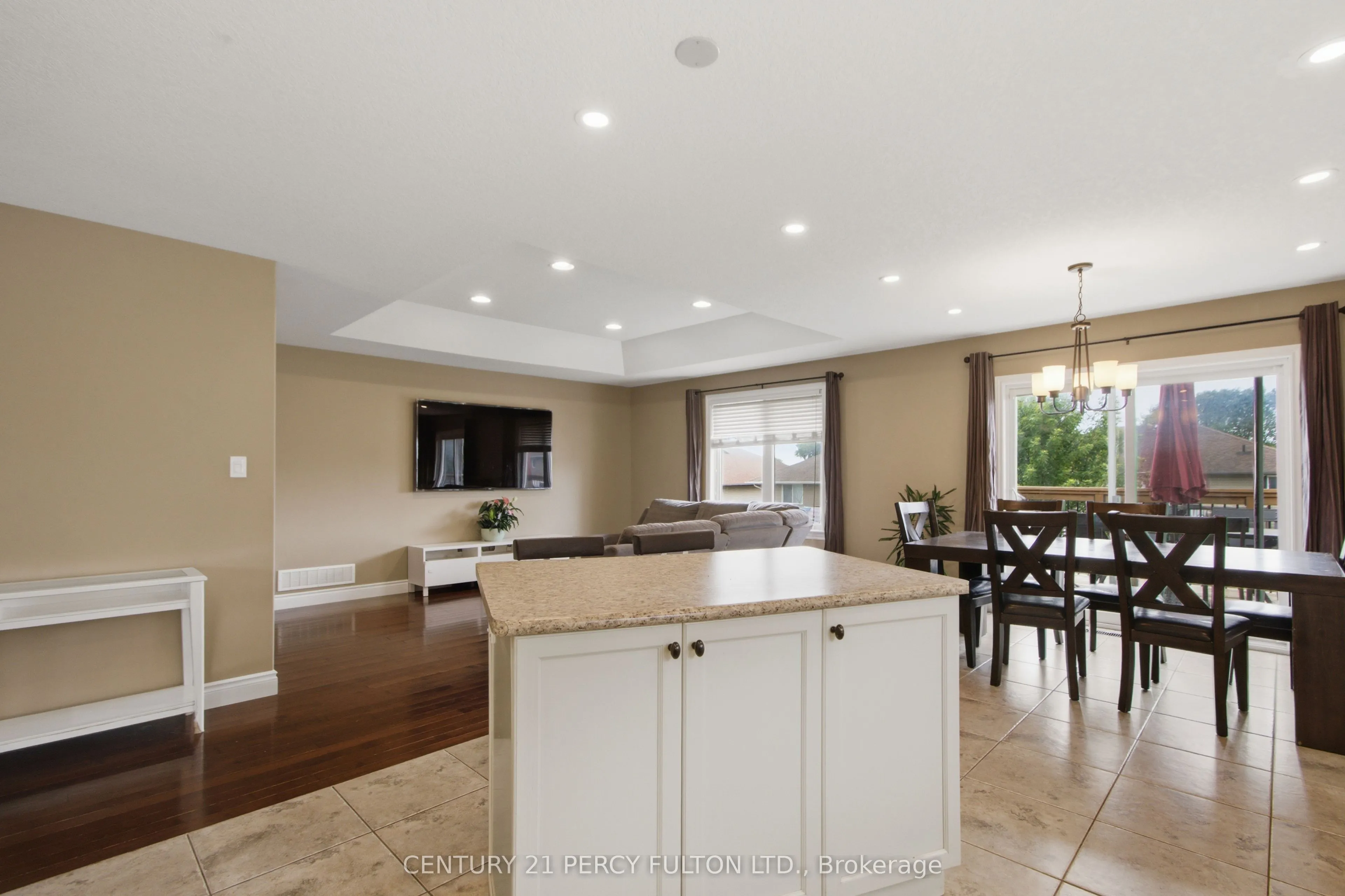 28 Freedom Crescent