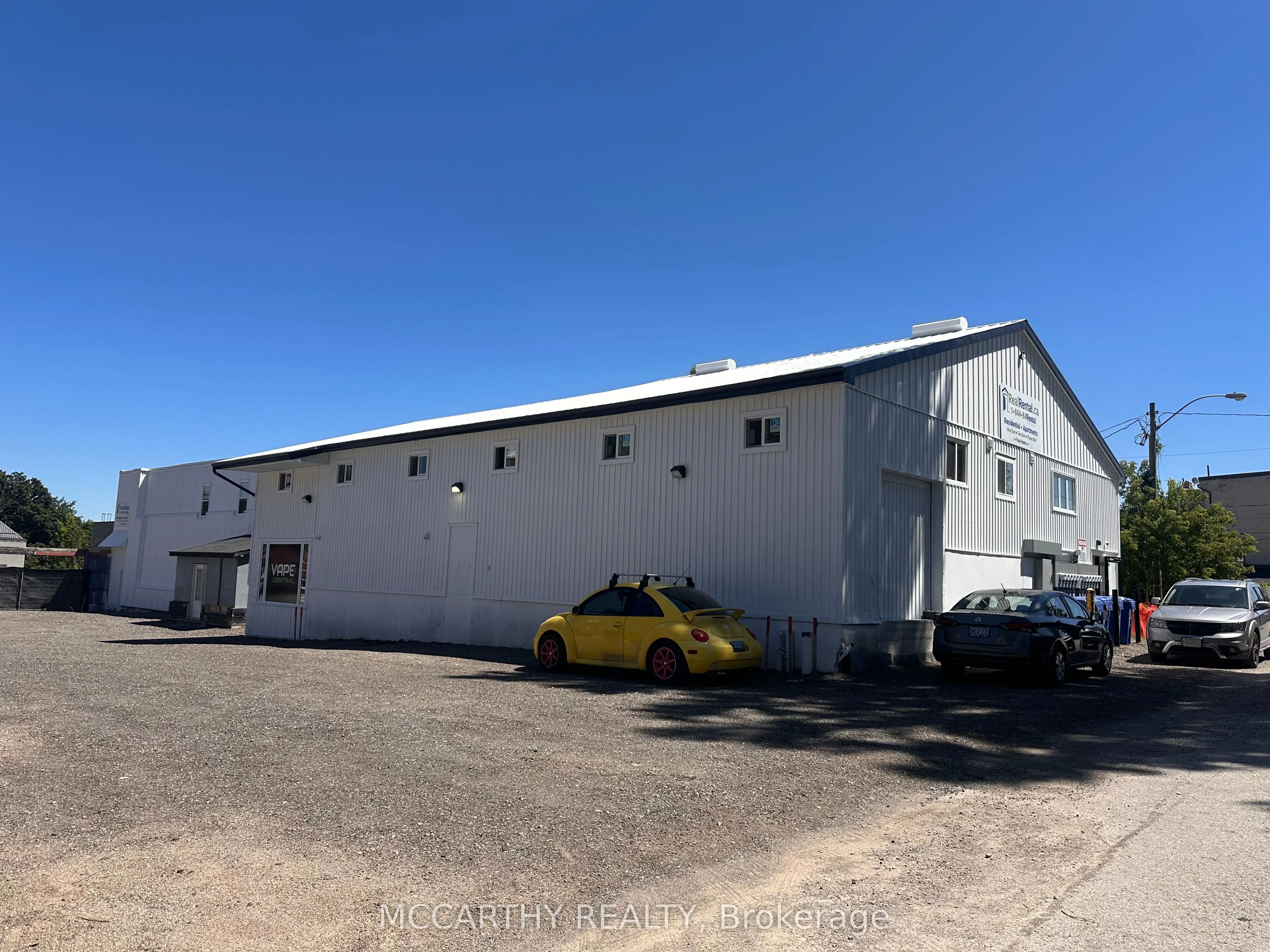 124 Owen Sound Street #Rear