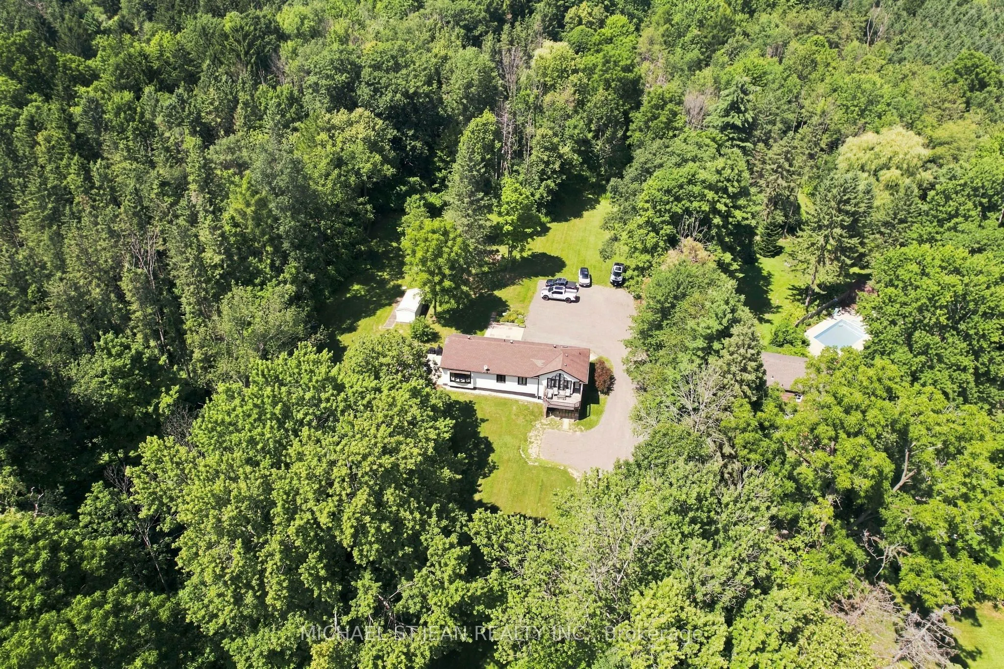 1095 Governors Road