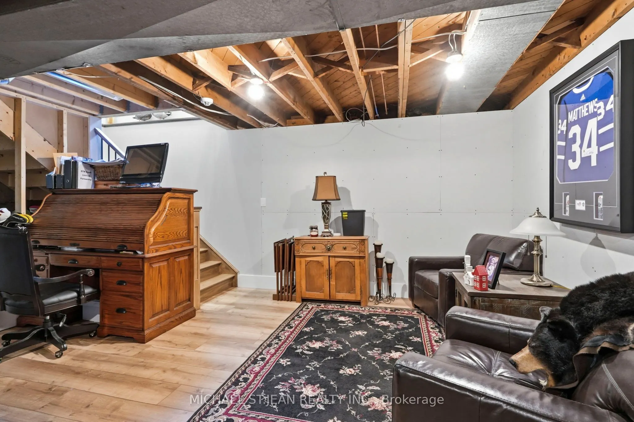 1095 Governors Road