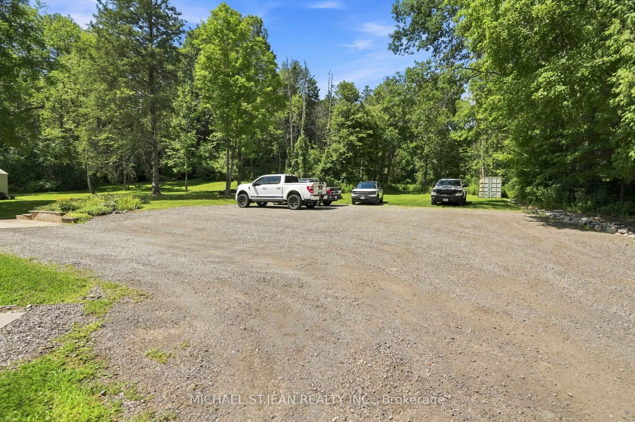 1095 Governors Road