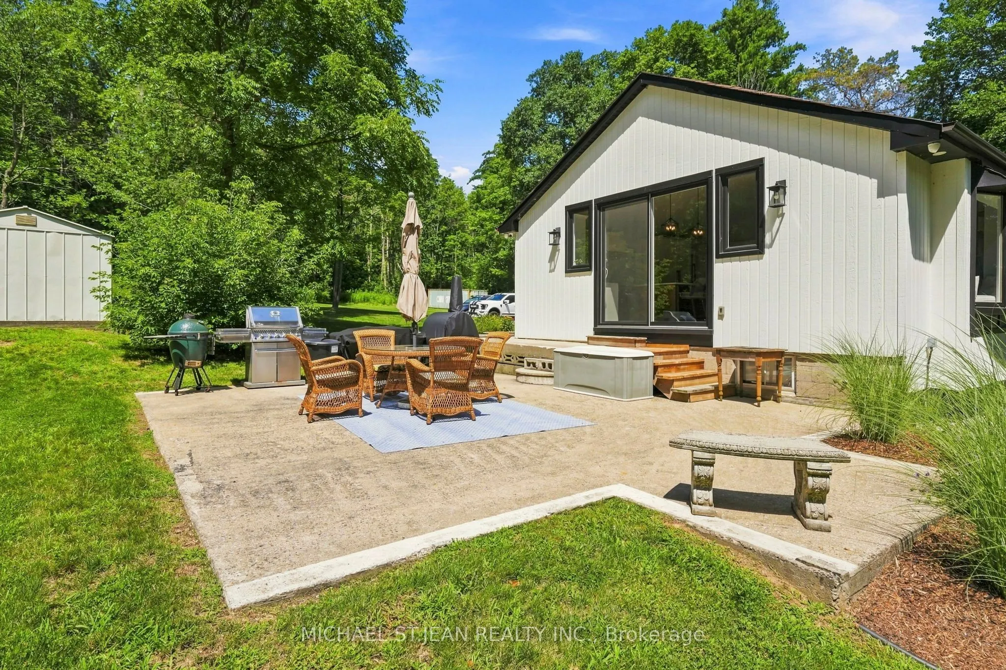 1095 Governors Road