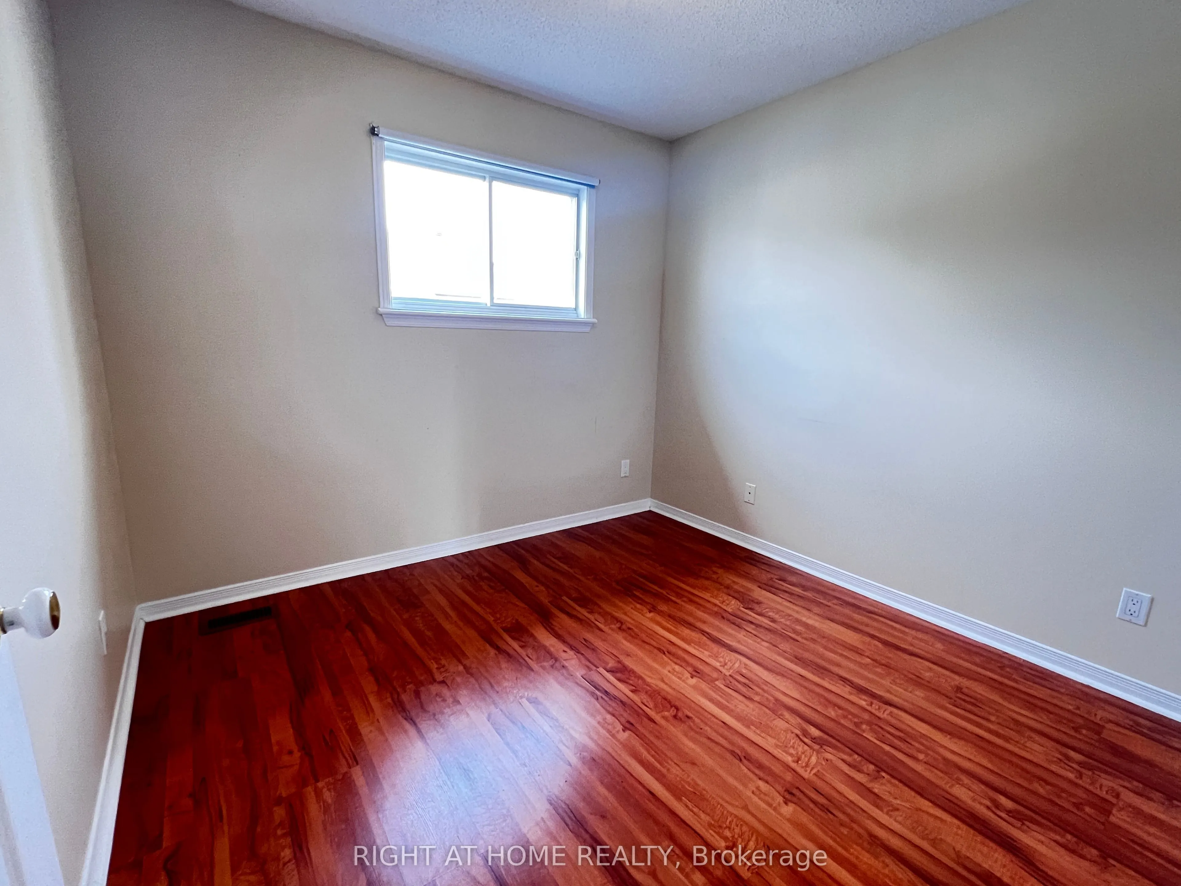1741 Jobin Crescent