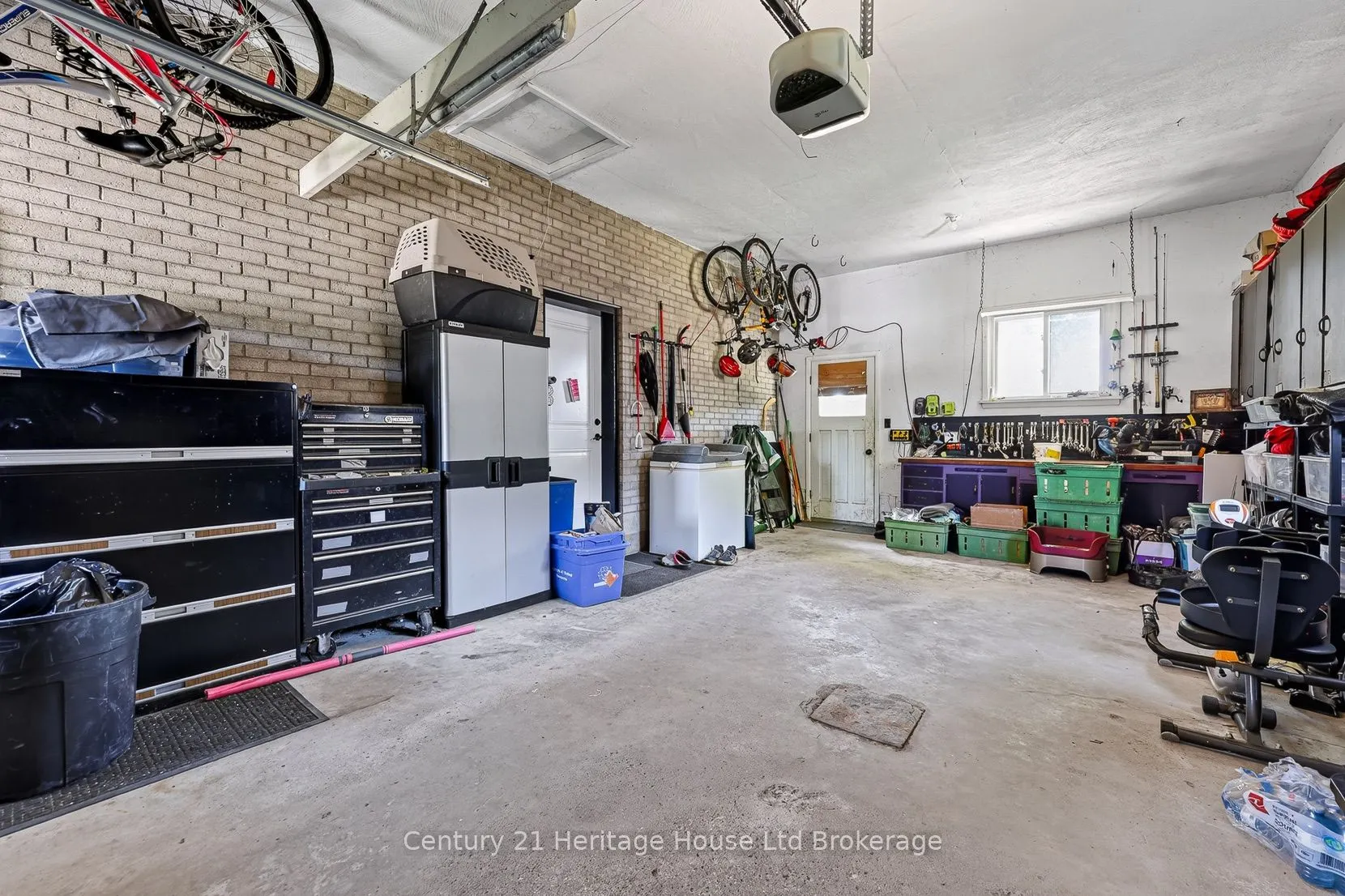 105 Concession Street W