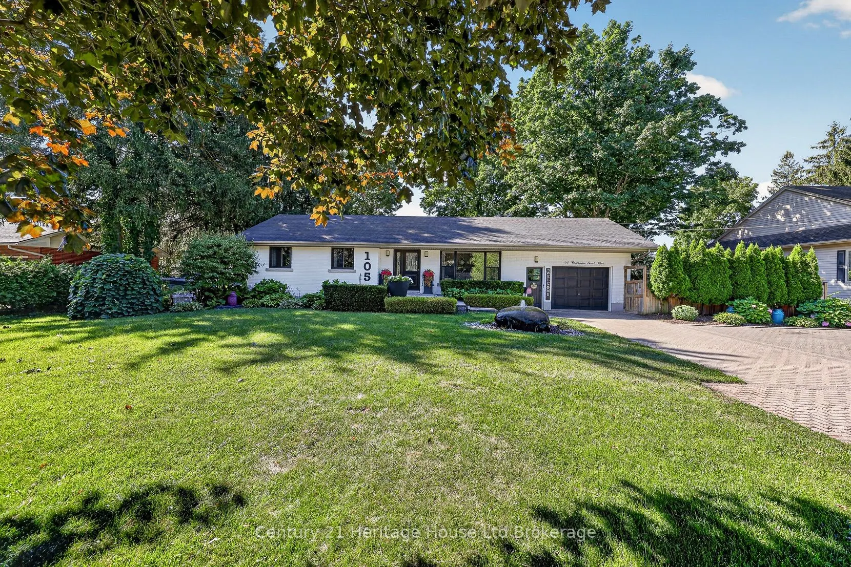 105 Concession Street W
