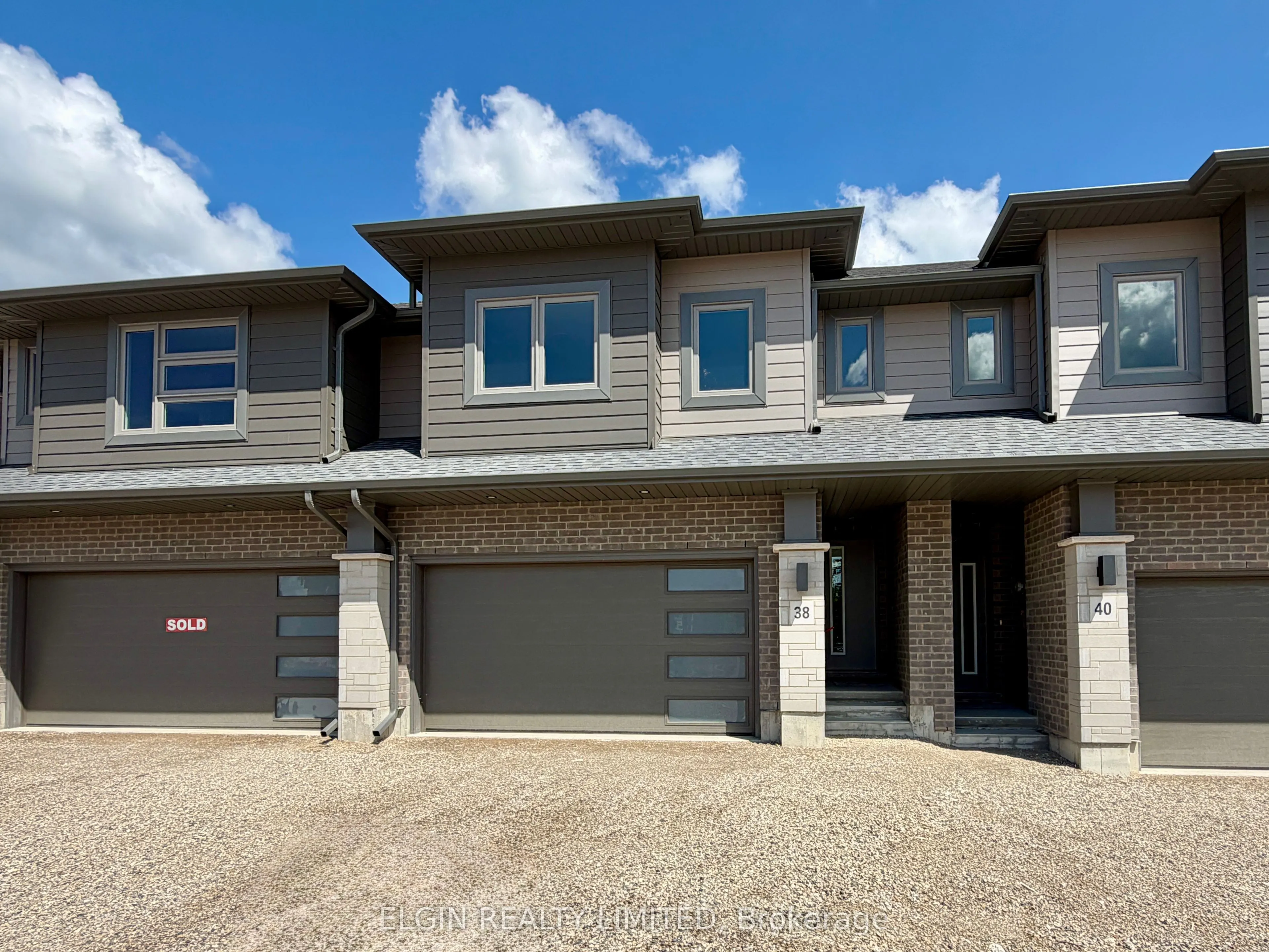 38 Finch Street