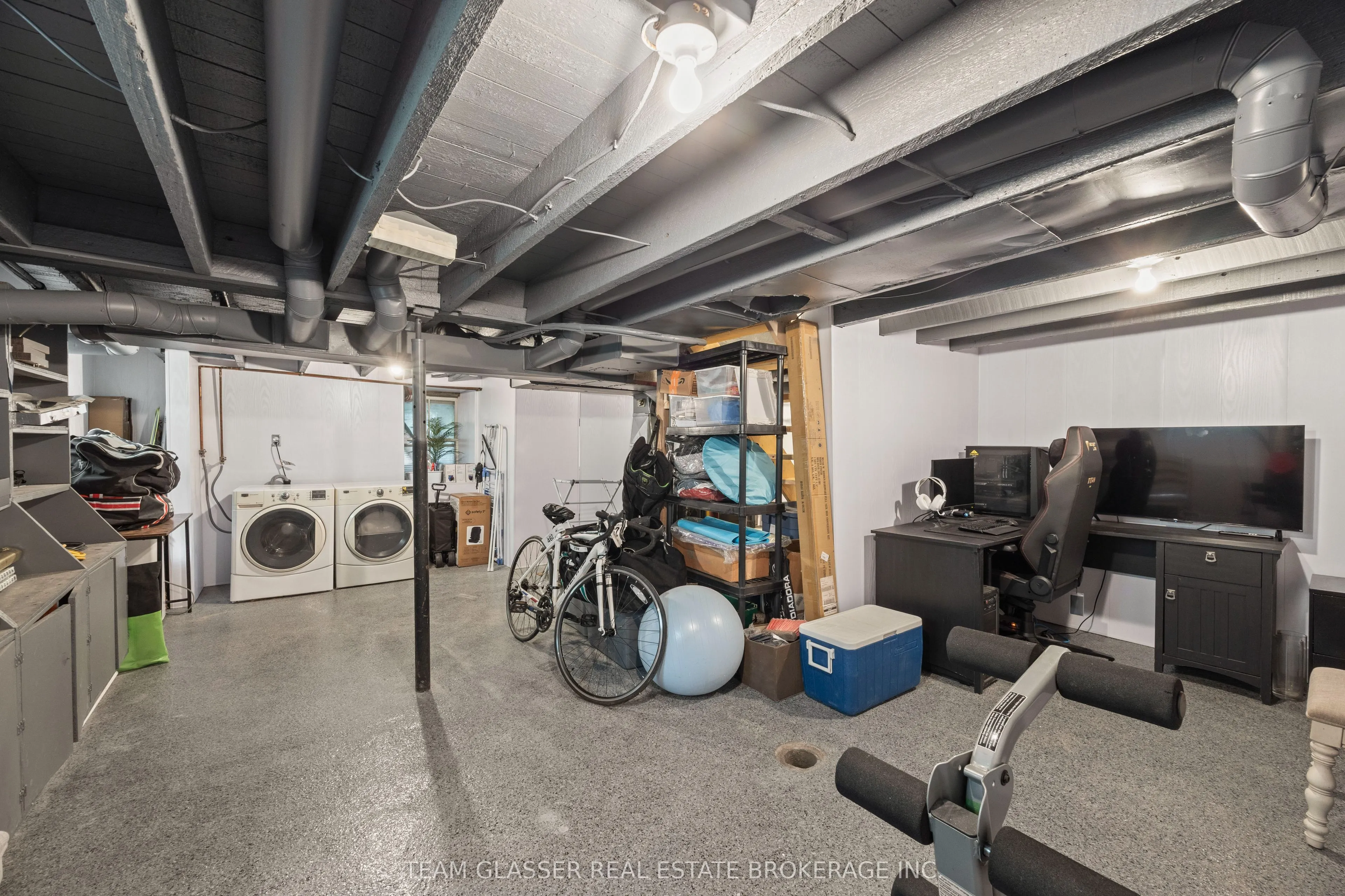 152 WONHAM Street S