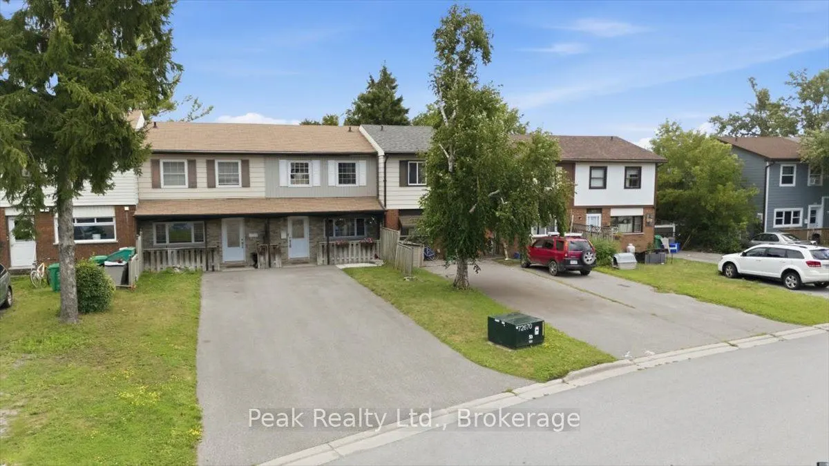 1673 Applewood Crescent