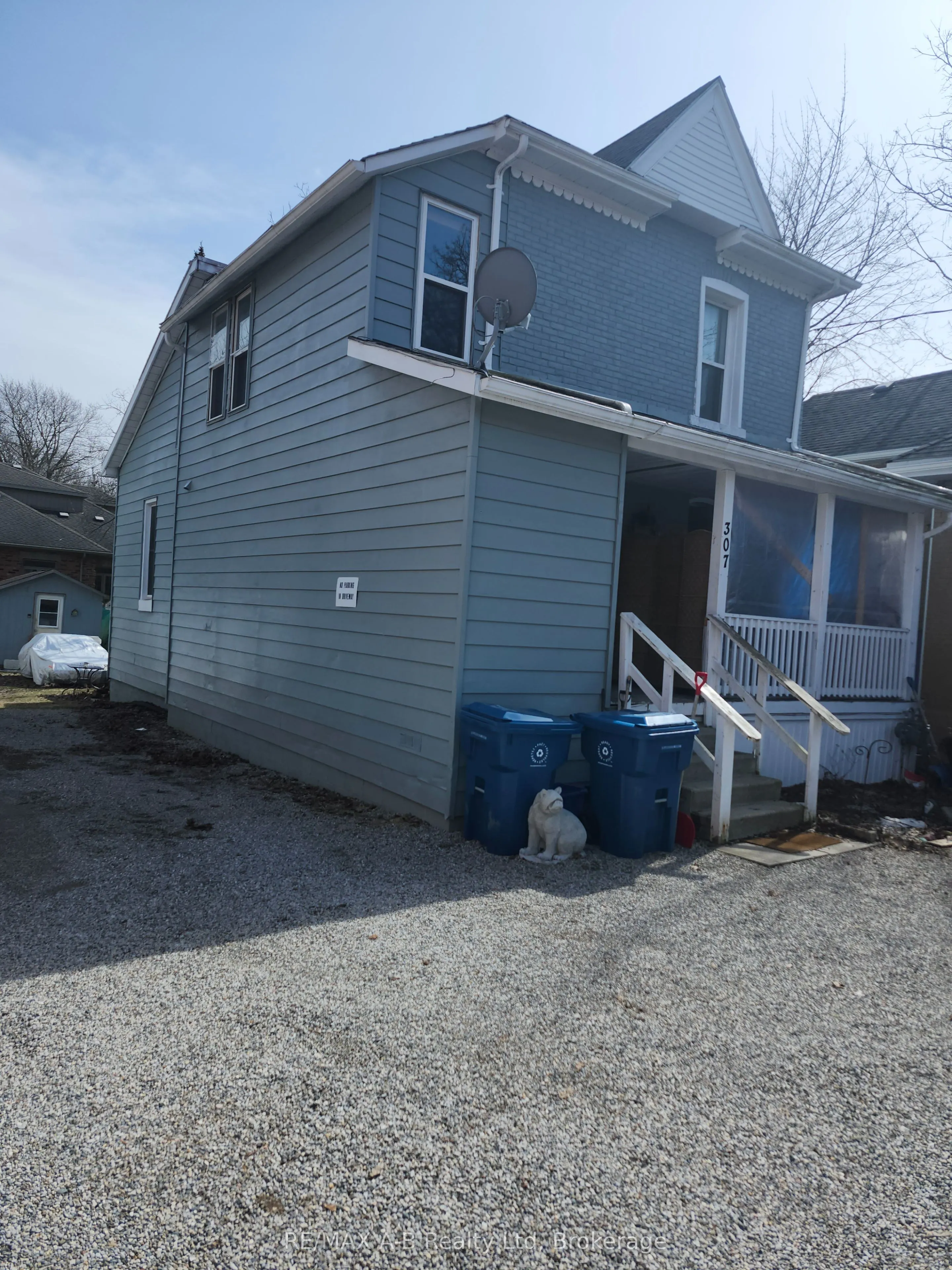 307 Erie Street