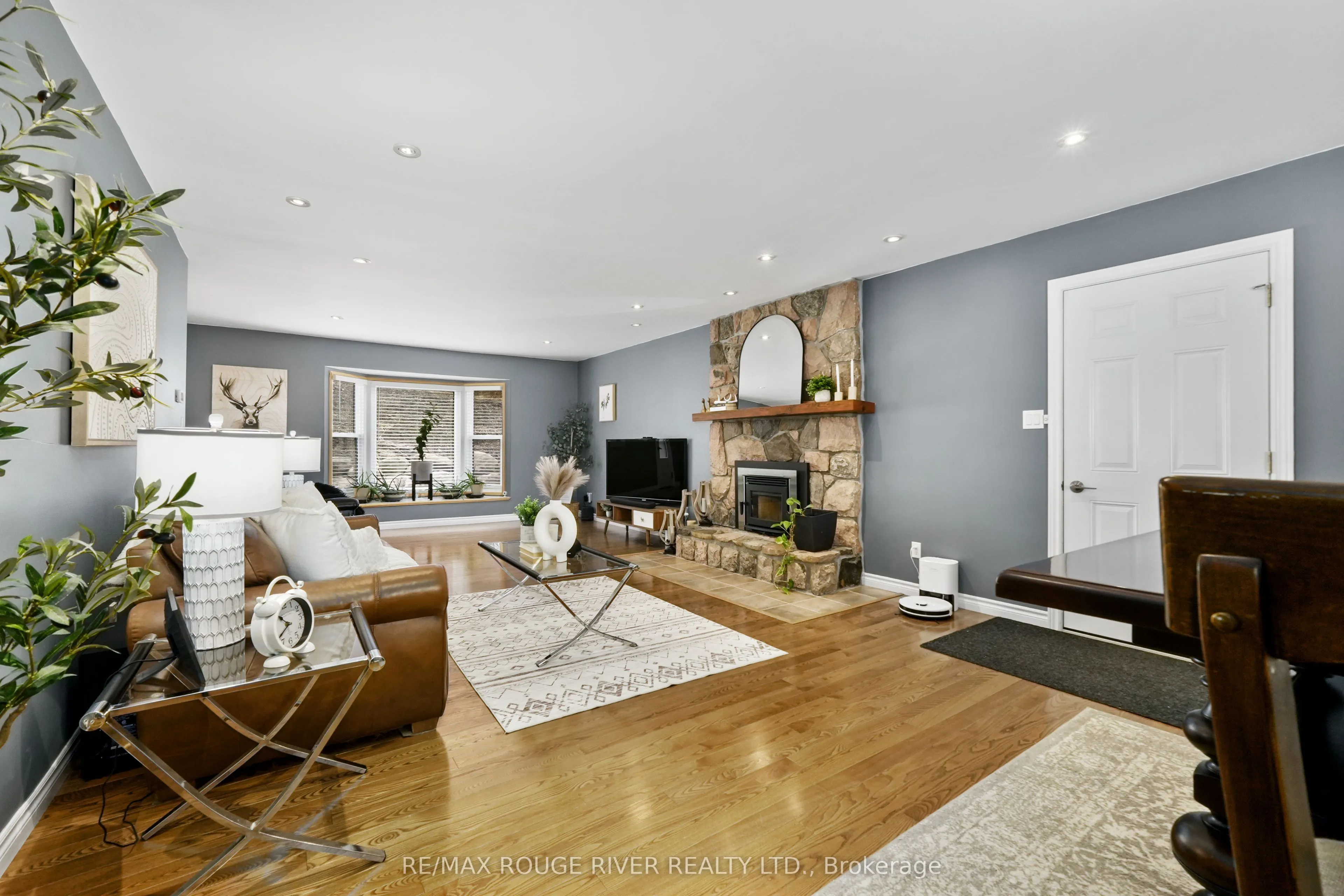 1087 Lagoon Road