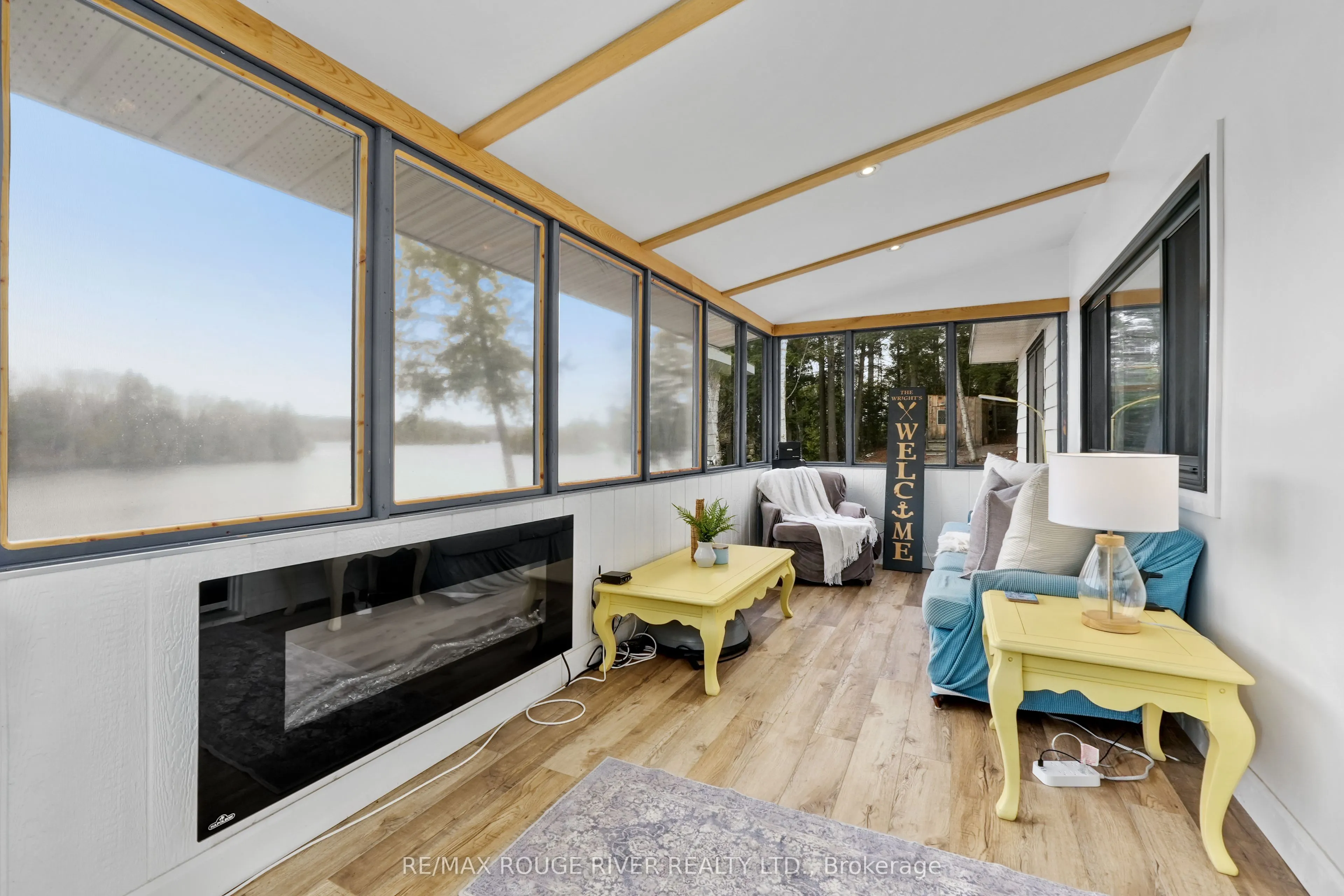 1087 Lagoon Road