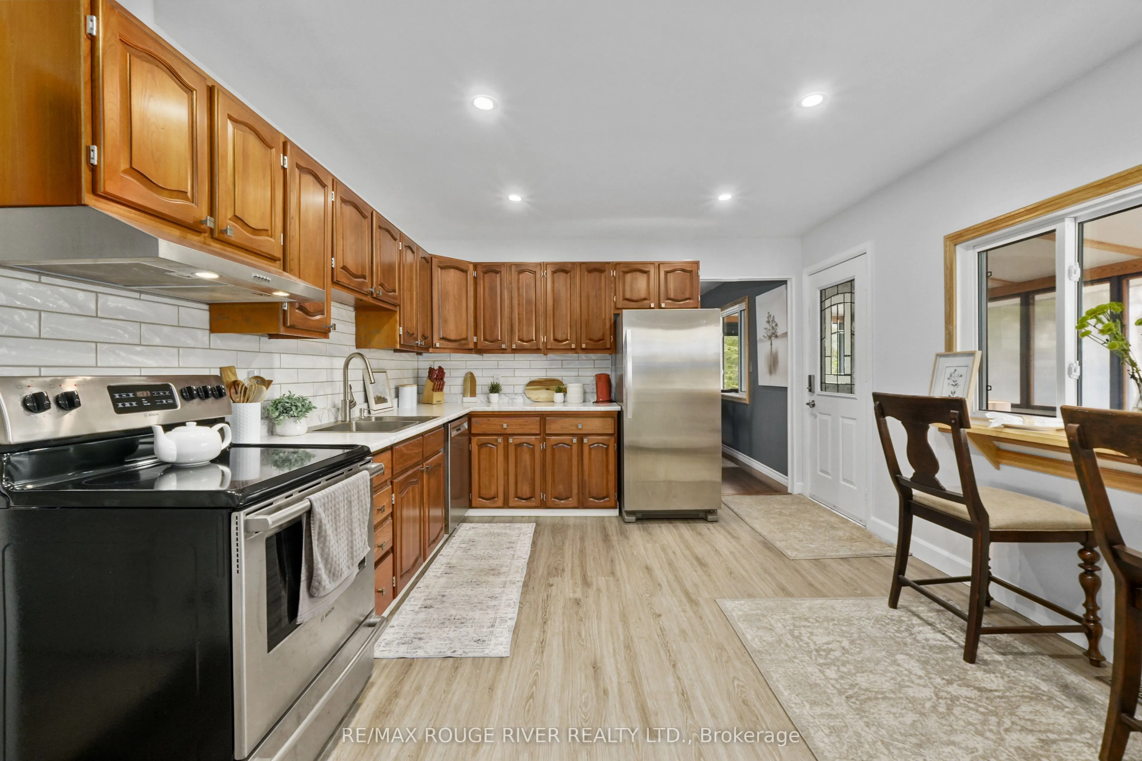 1087 Lagoon Road