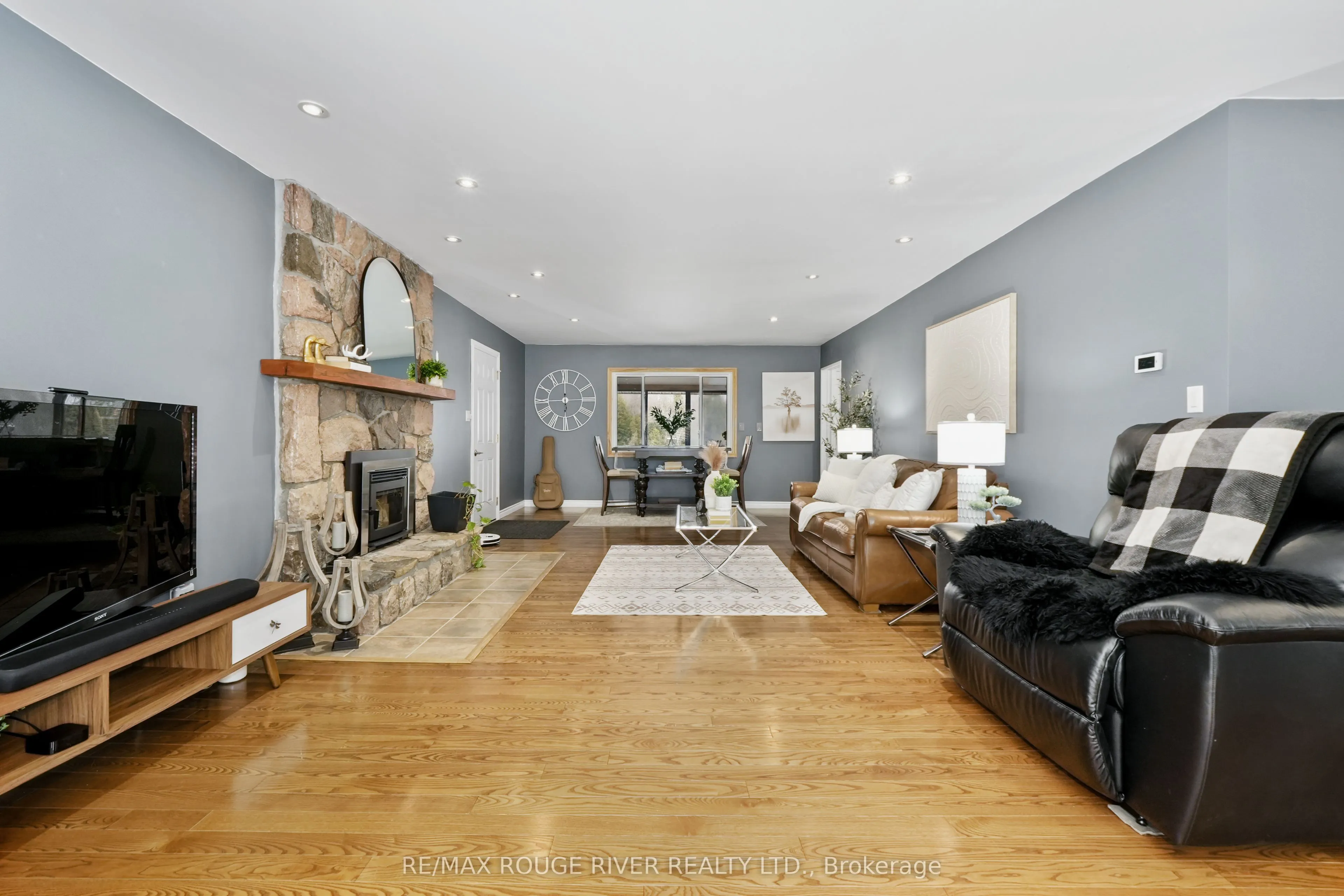 1087 Lagoon Road