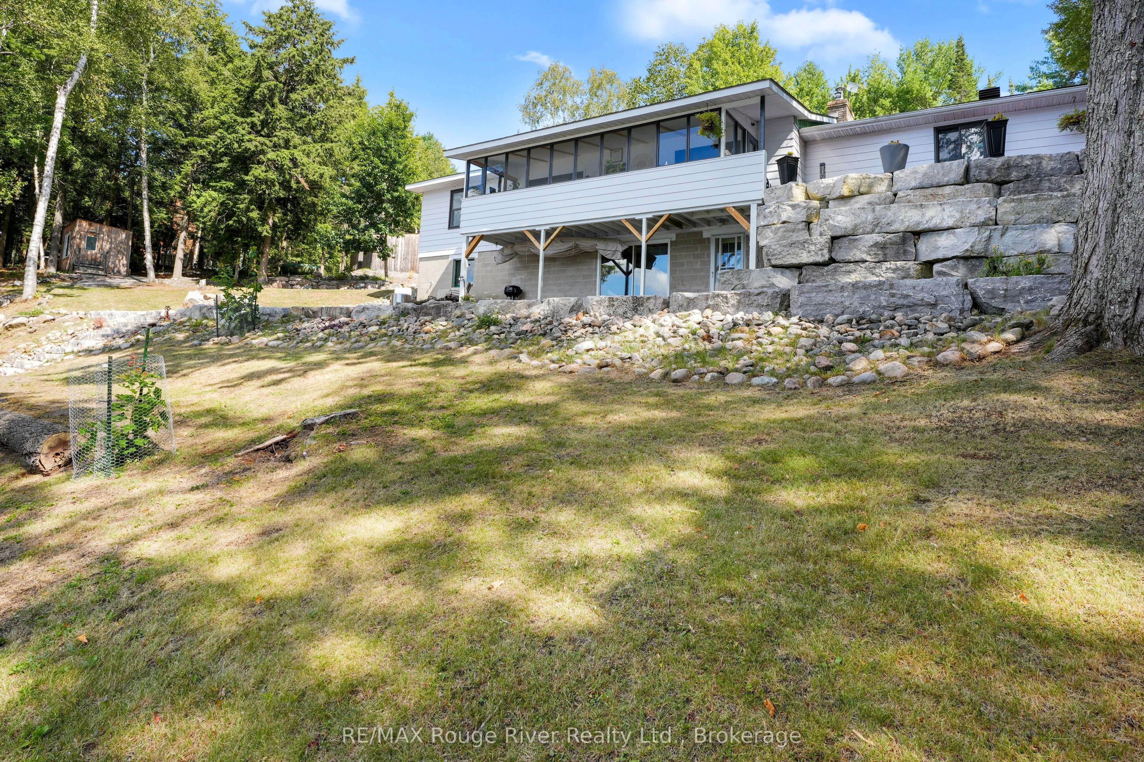 1087 Lagoon Road