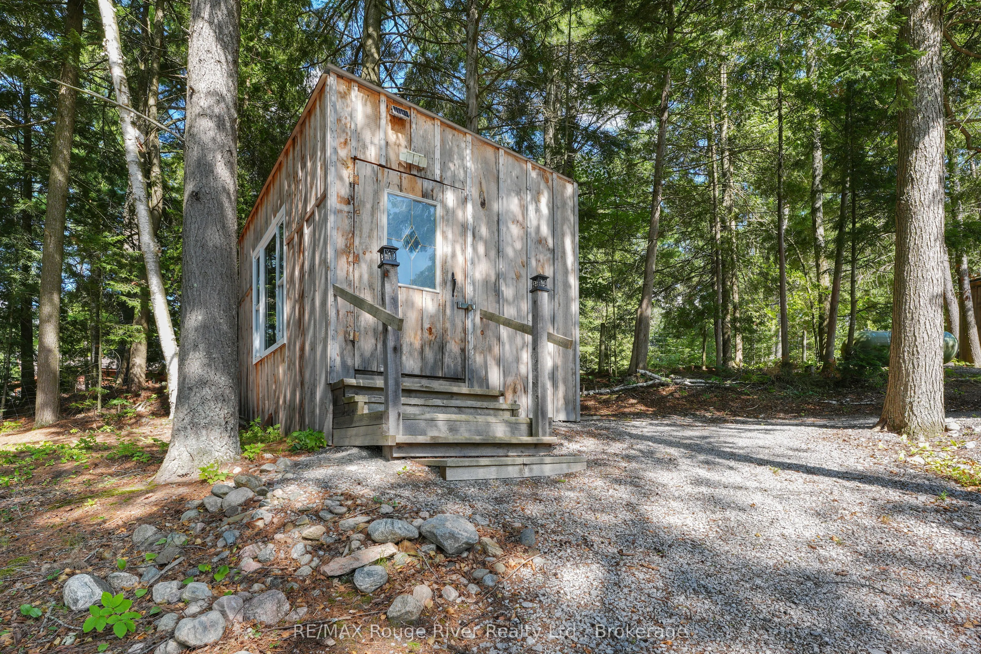1087 Lagoon Road