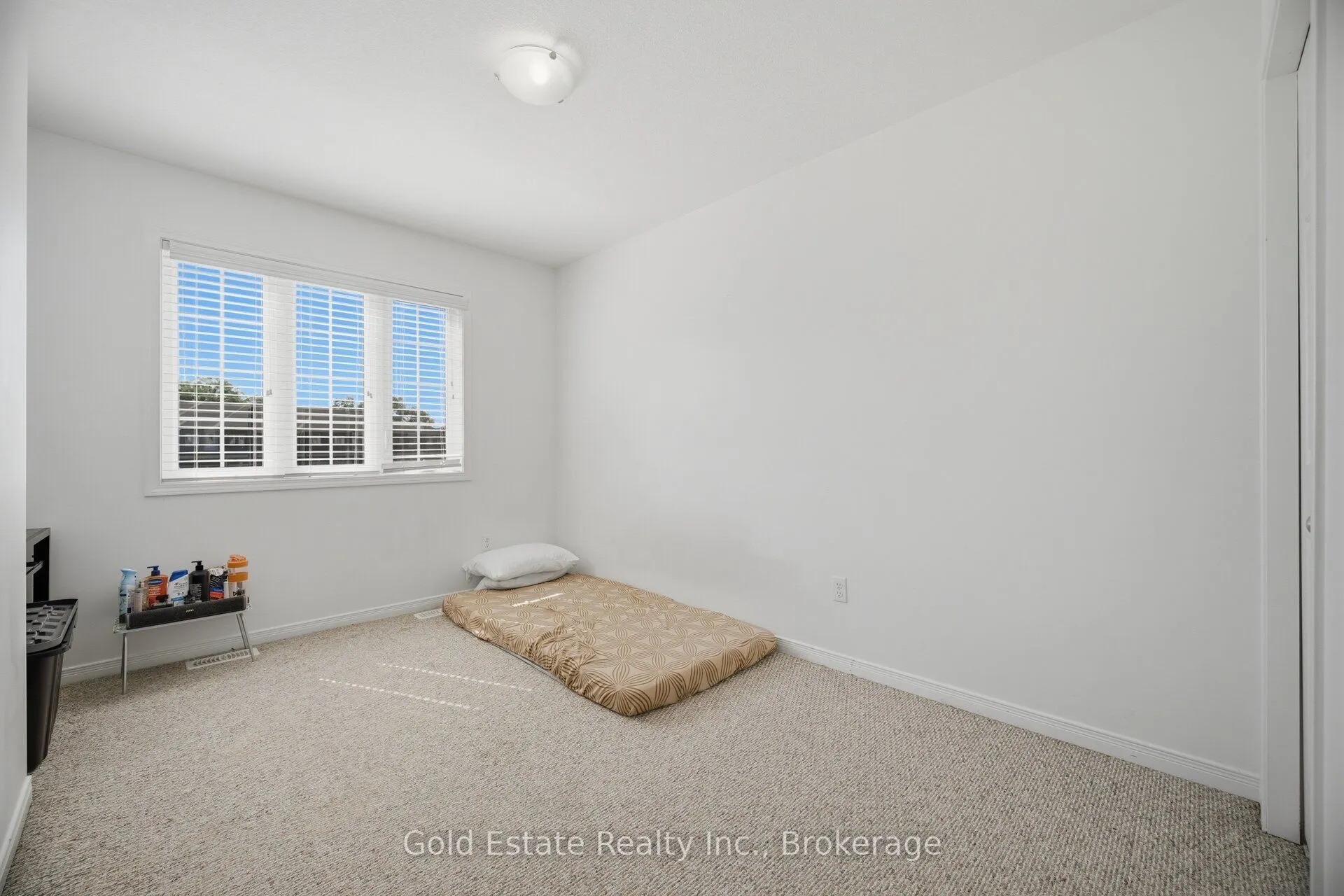 135 Hardcastle Drive #85