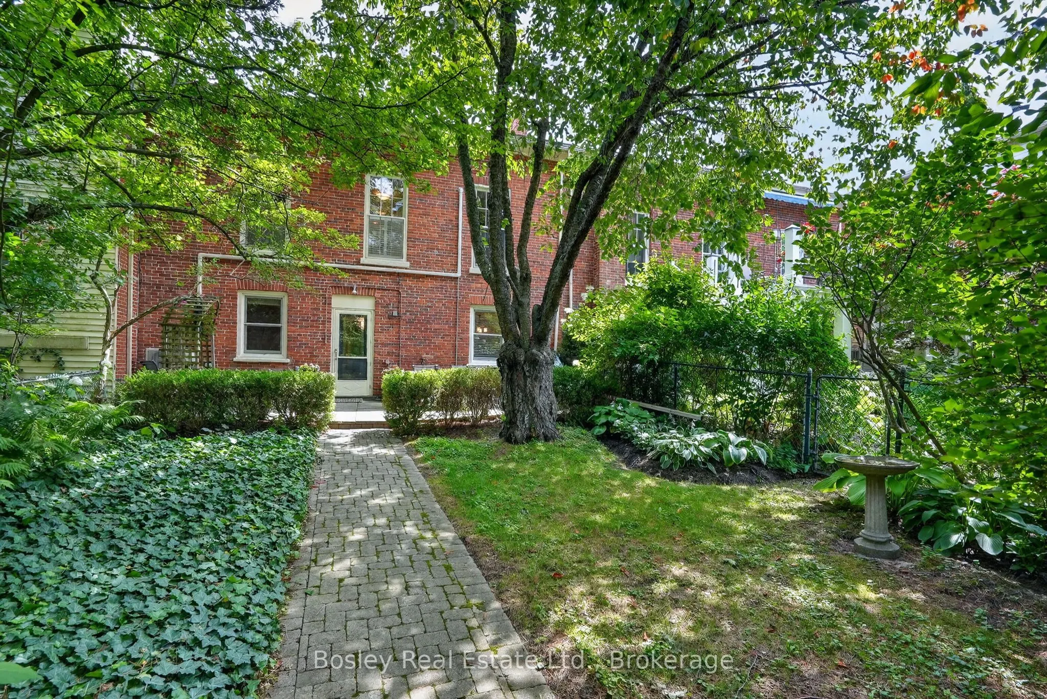 4 Baldwin Street