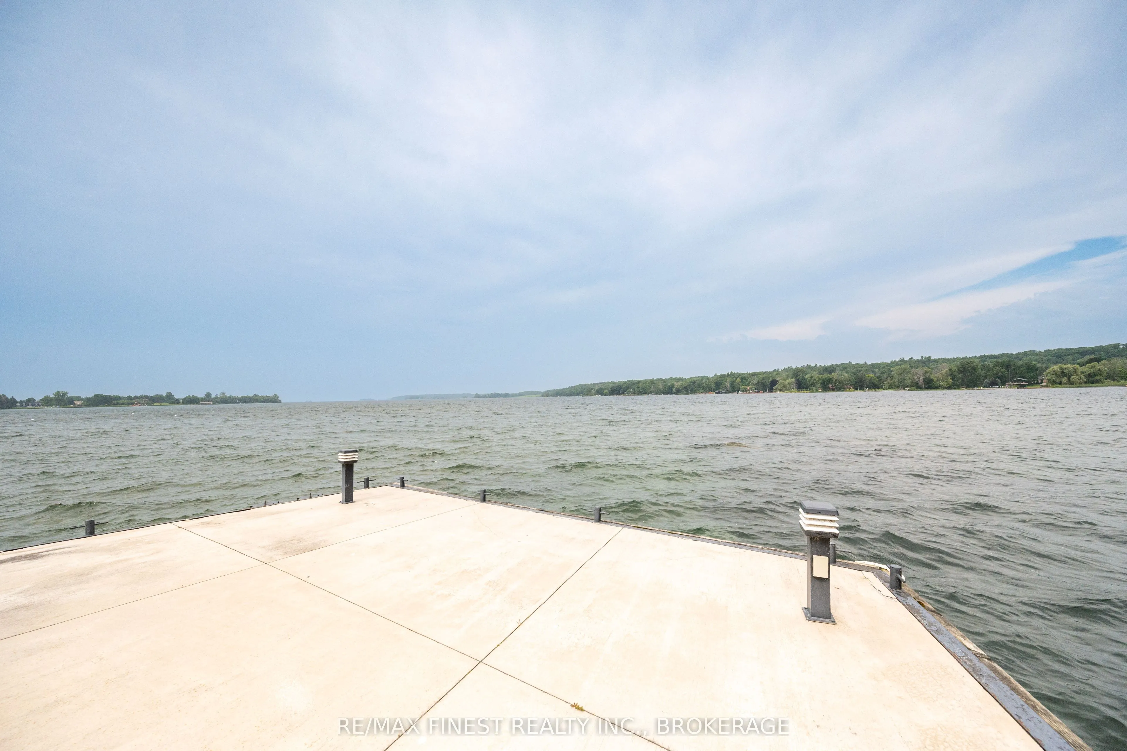 32 Howe Island Drive