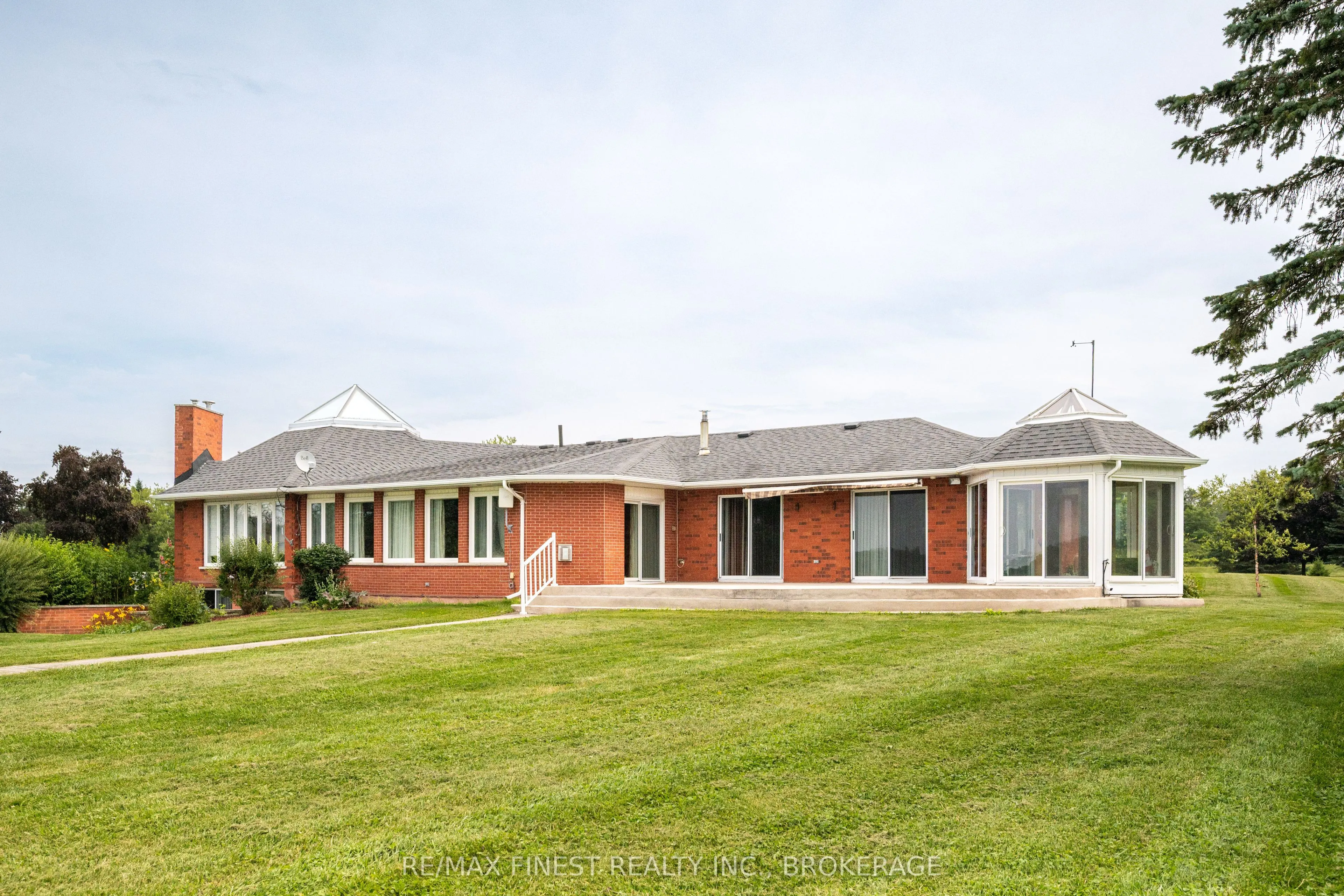 32 Howe Island Drive
