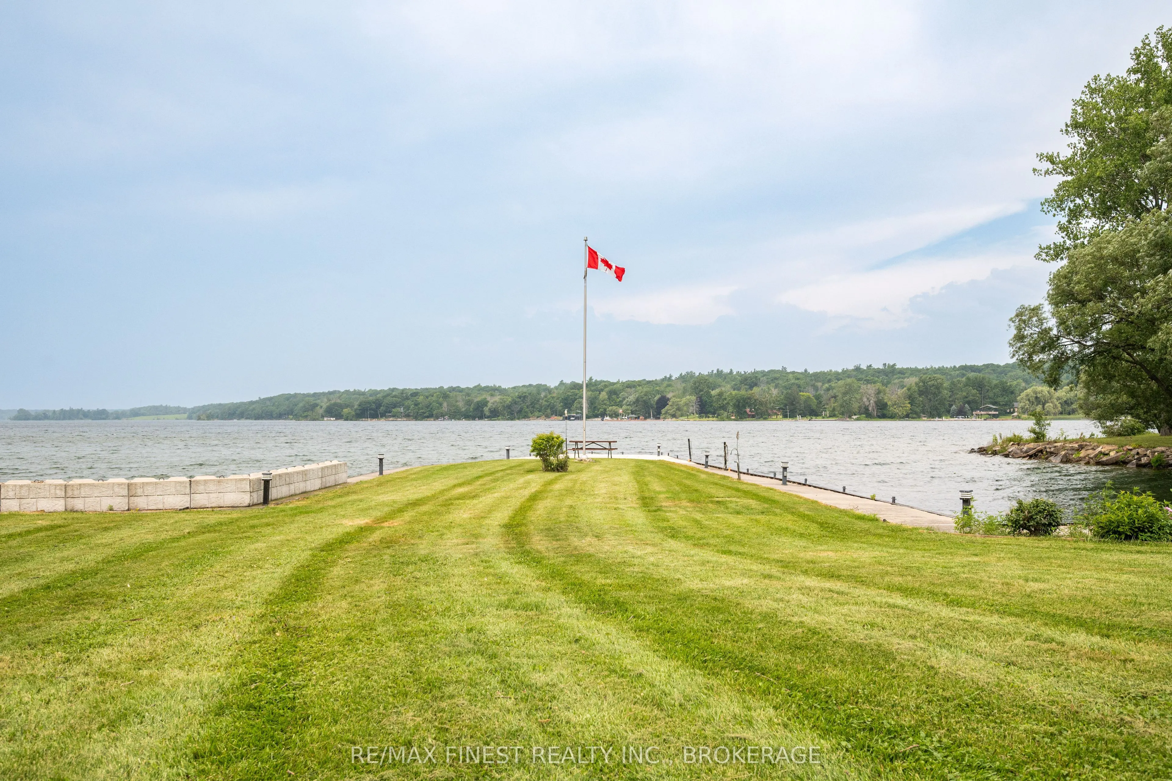32 Howe Island Drive