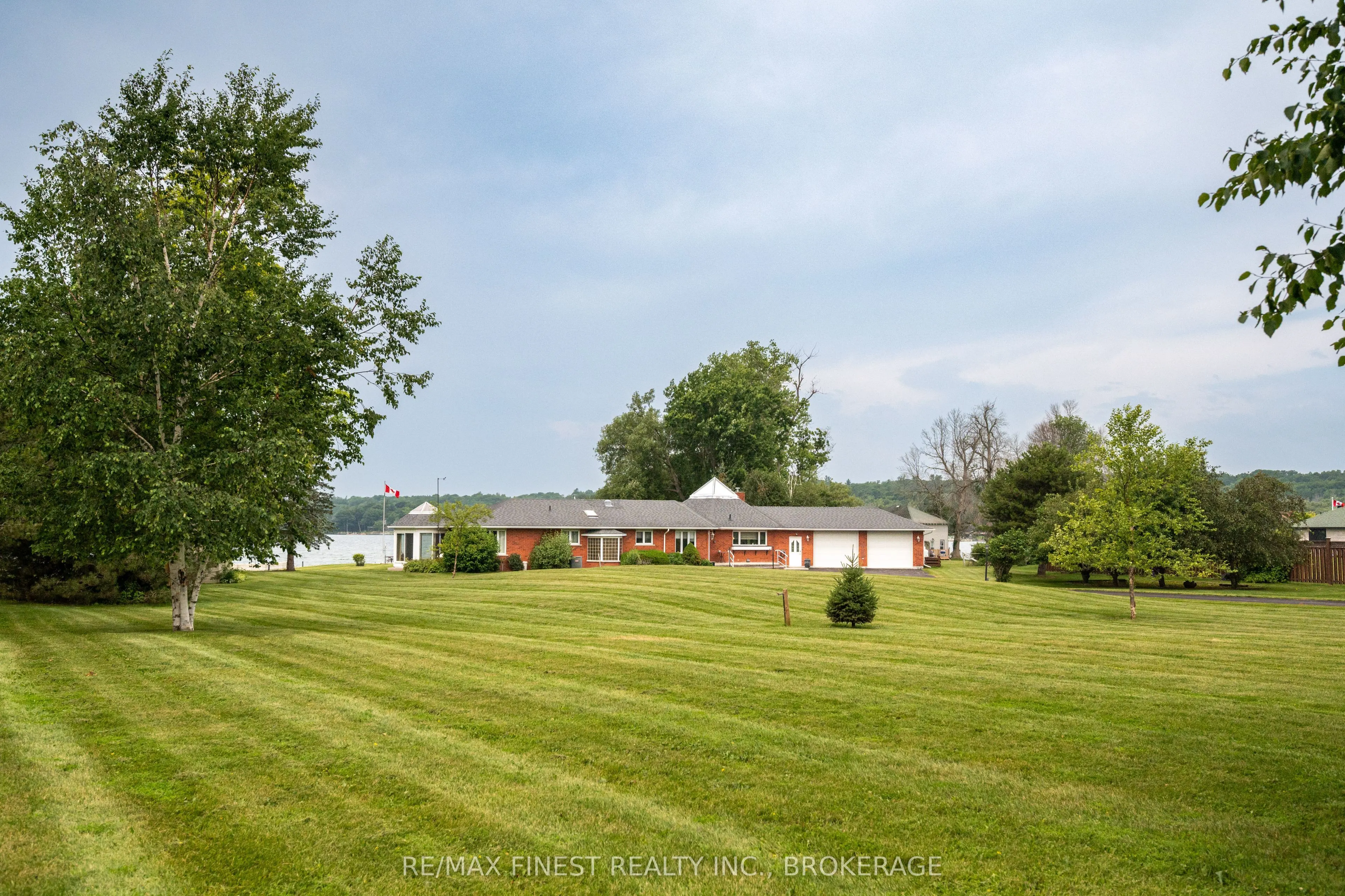 32 Howe Island Drive