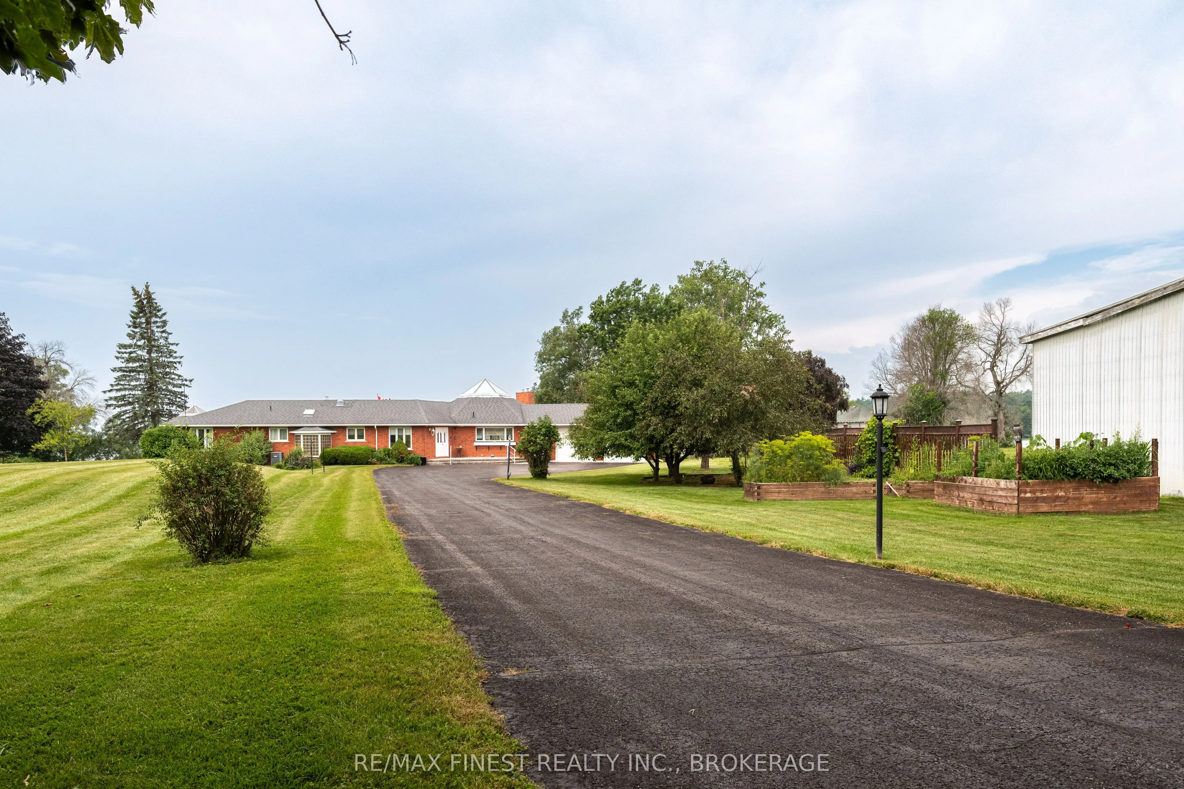 32 Howe Island Drive