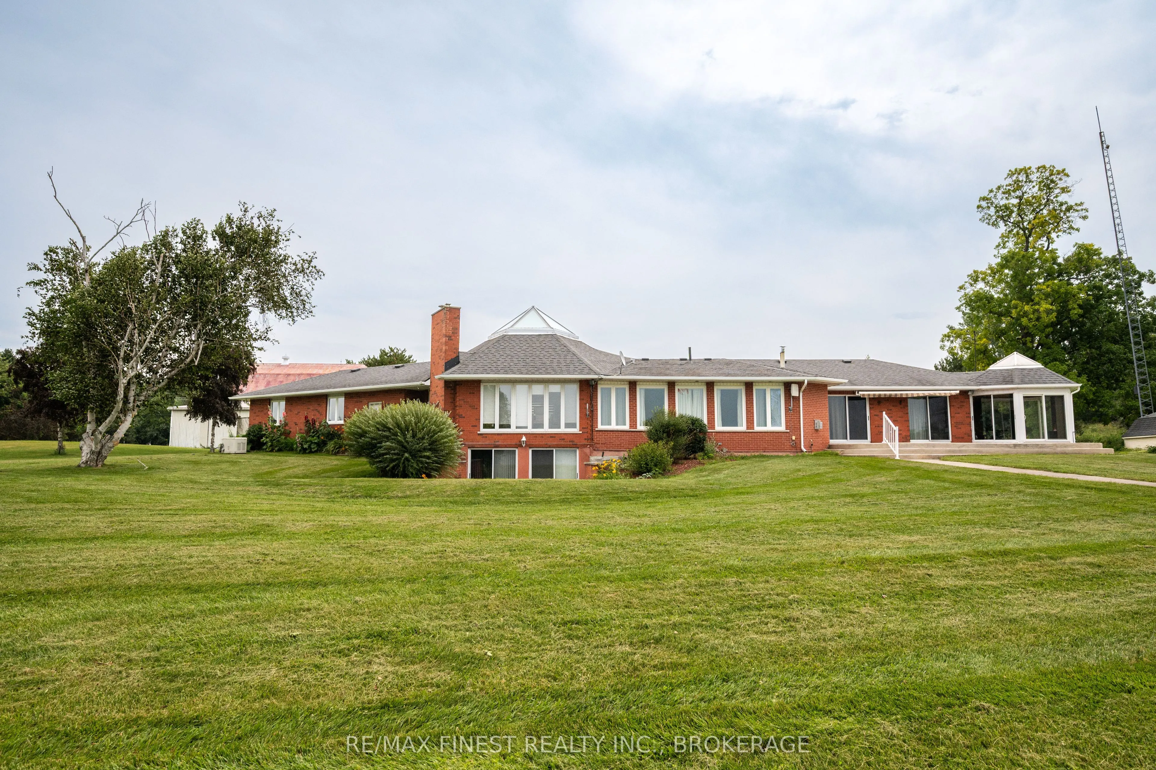 32 Howe Island Drive