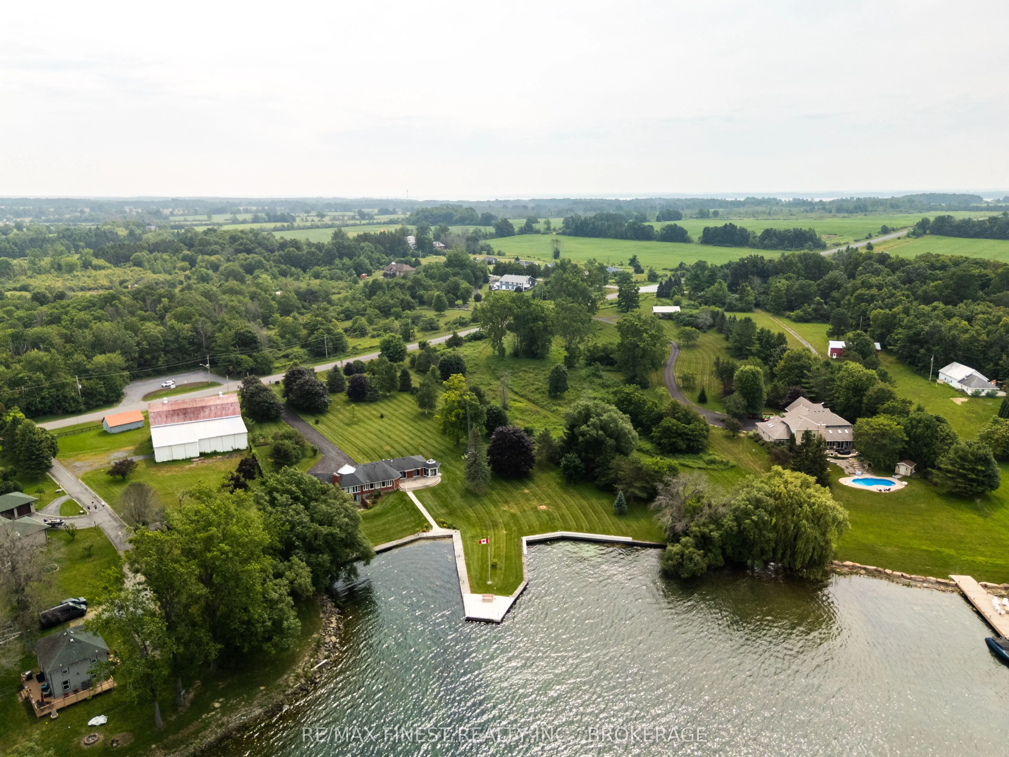32 Howe Island Drive